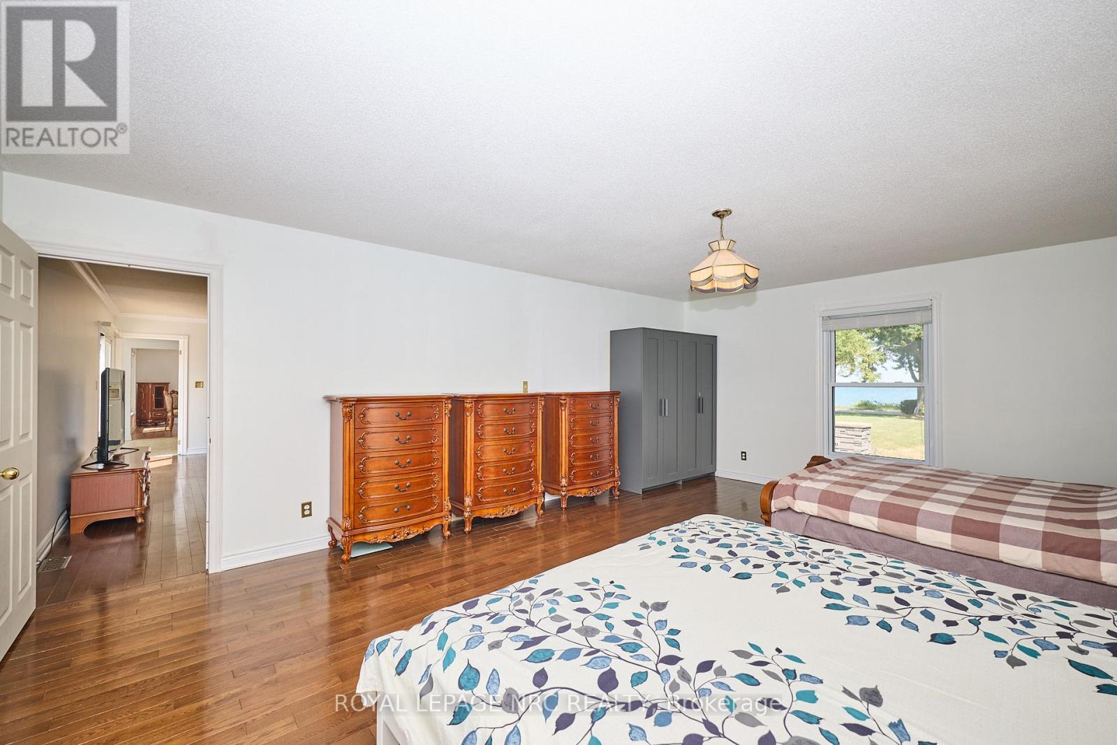 












4040 LAKESHORE ROAD

,
Lincoln (Lincoln Lake),




Ontario
L0R1B0

