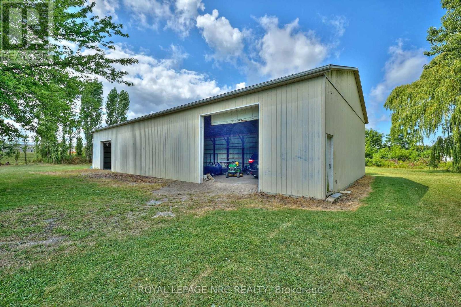 












4040 LAKESHORE ROAD

,
Lincoln (Lincoln Lake),




Ontario
L0R1B0

