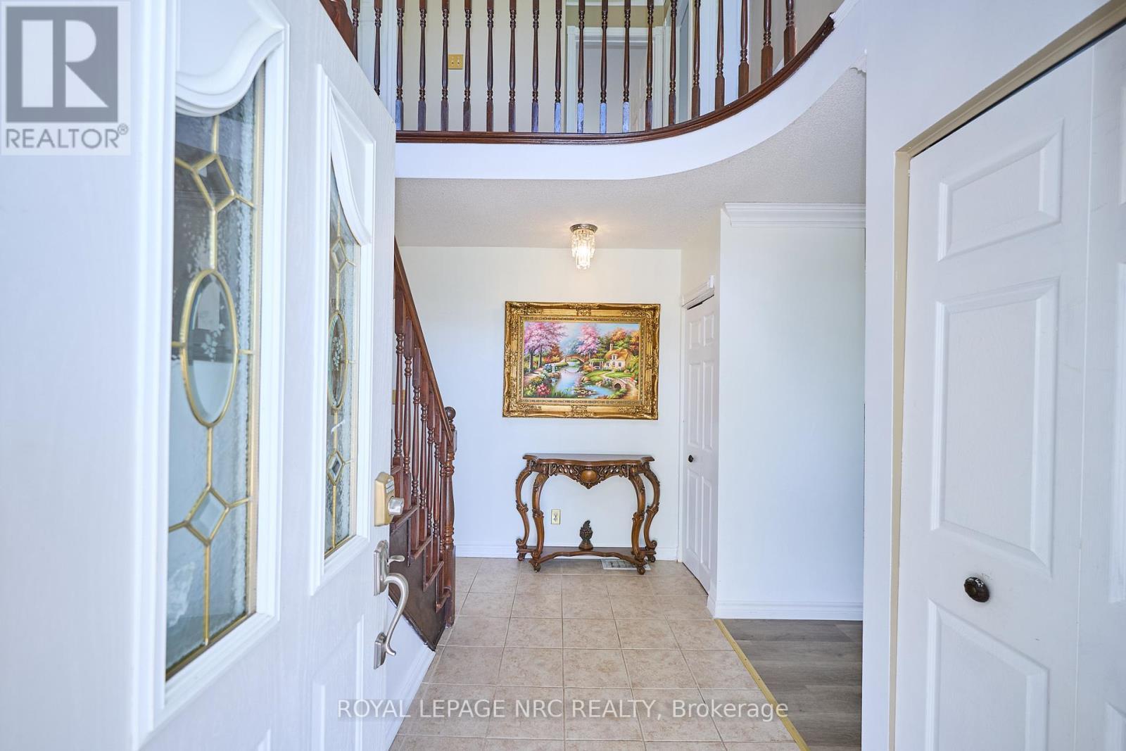 












4040 LAKESHORE ROAD

,
Lincoln (Lincoln Lake),




Ontario
L0R1B0

