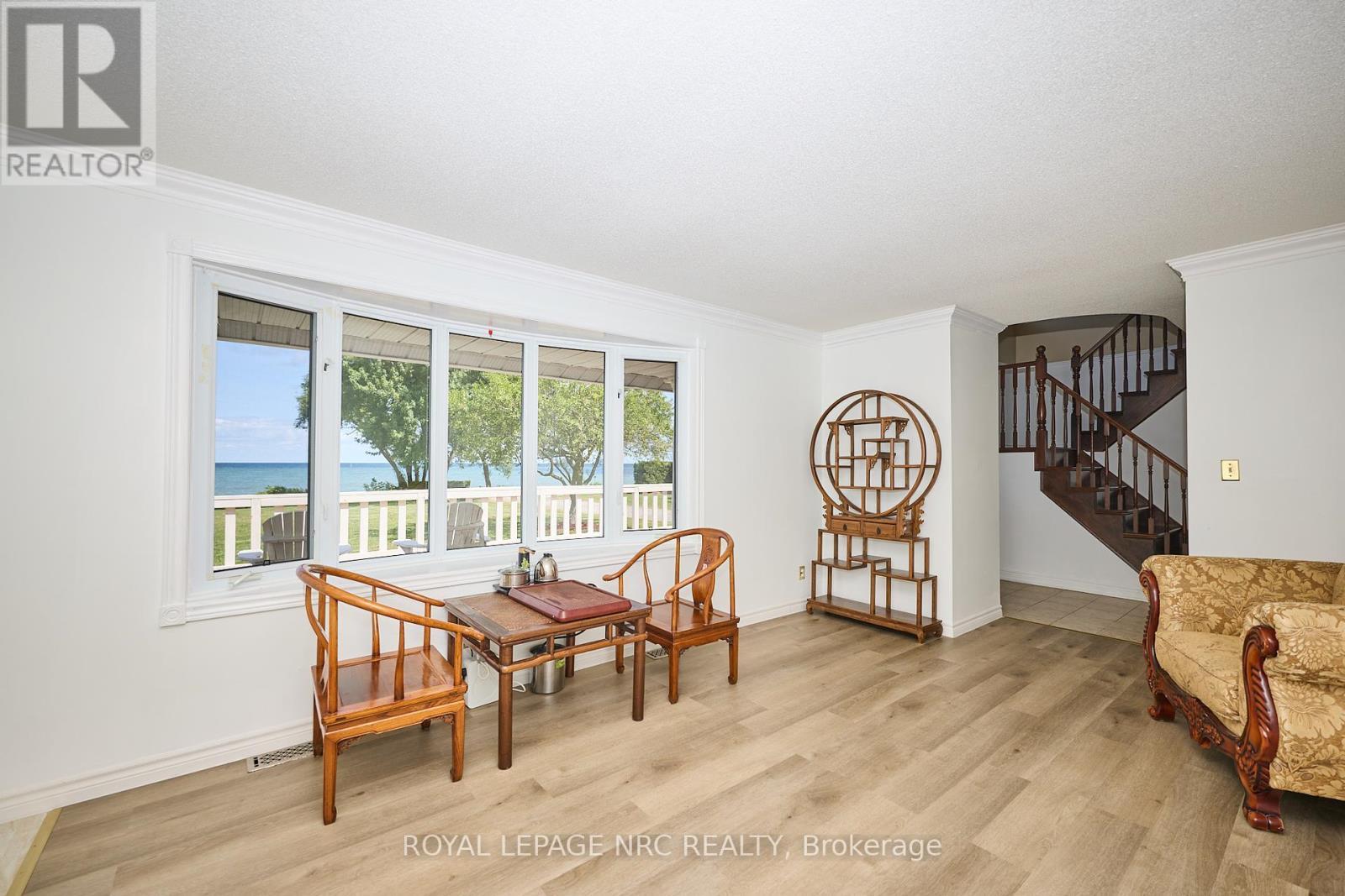 












4040 LAKESHORE ROAD

,
Lincoln (Lincoln Lake),




Ontario
L0R1B0

