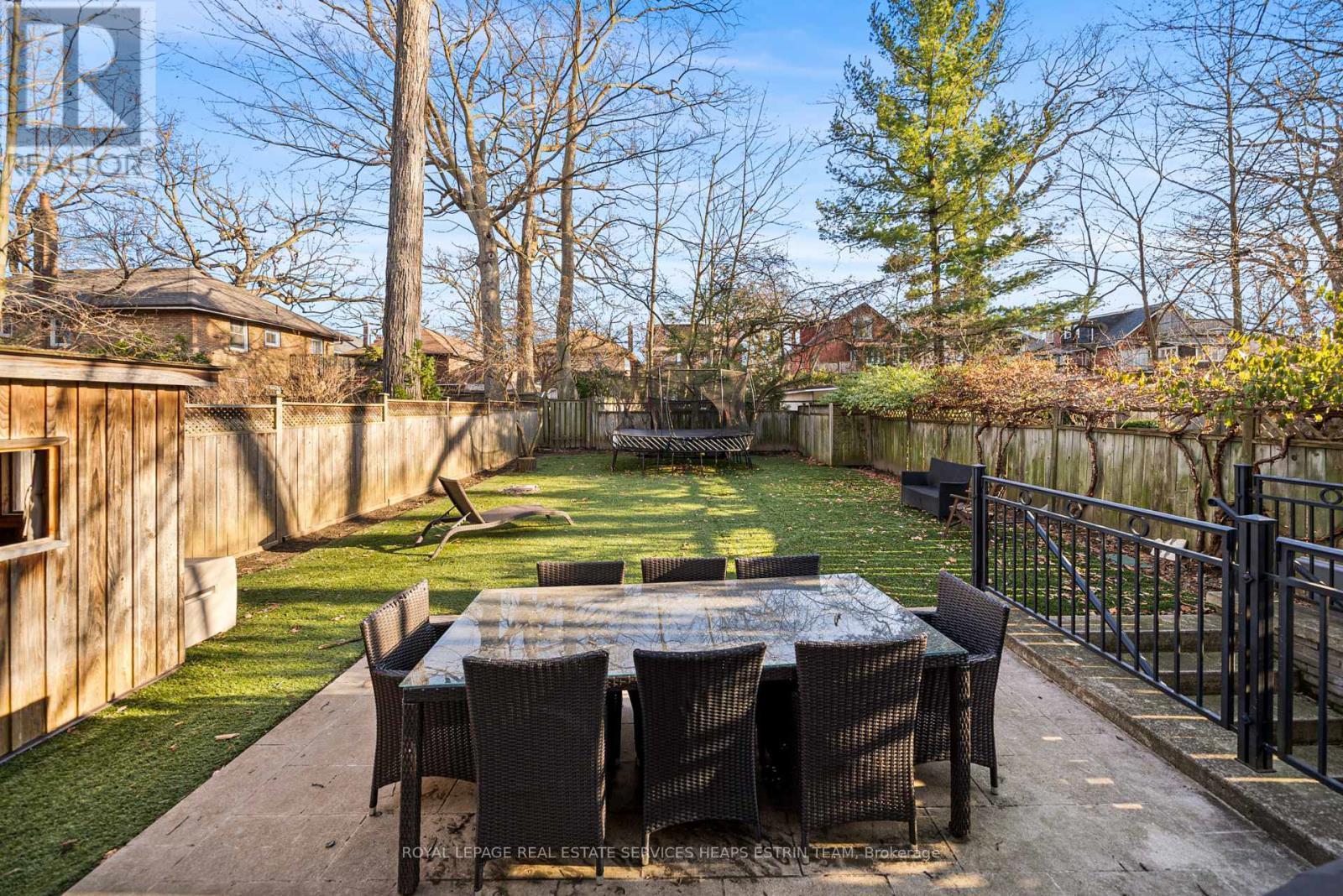 












243 ROSE PARK DRIVE

,
Toronto,




Ontario
M4T1R6

