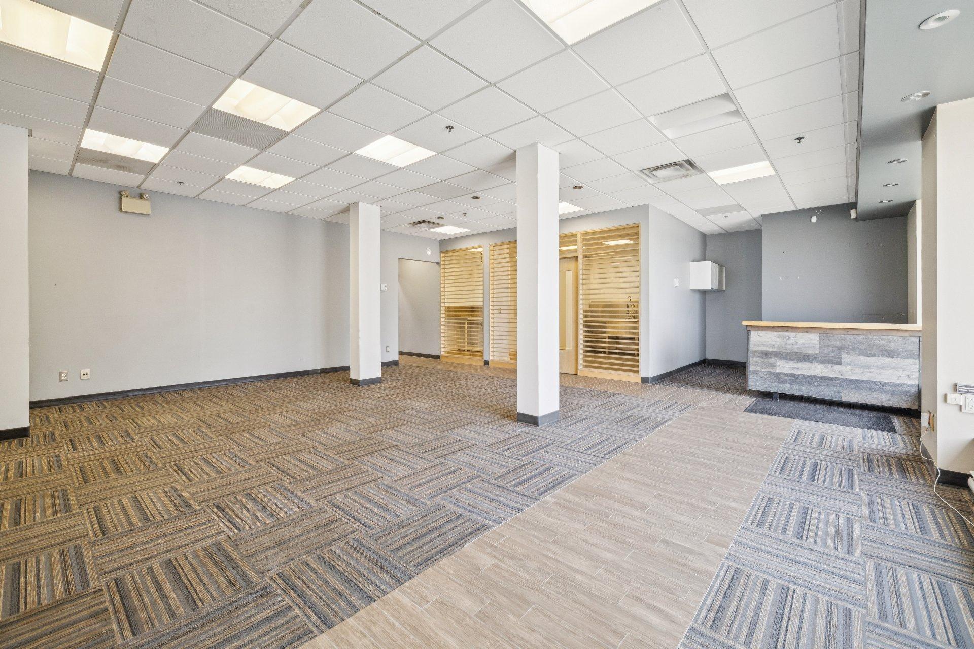 









99


Rue Crémazie

, 100,
Gatineau (Hull),




QC
J8Y3P1

