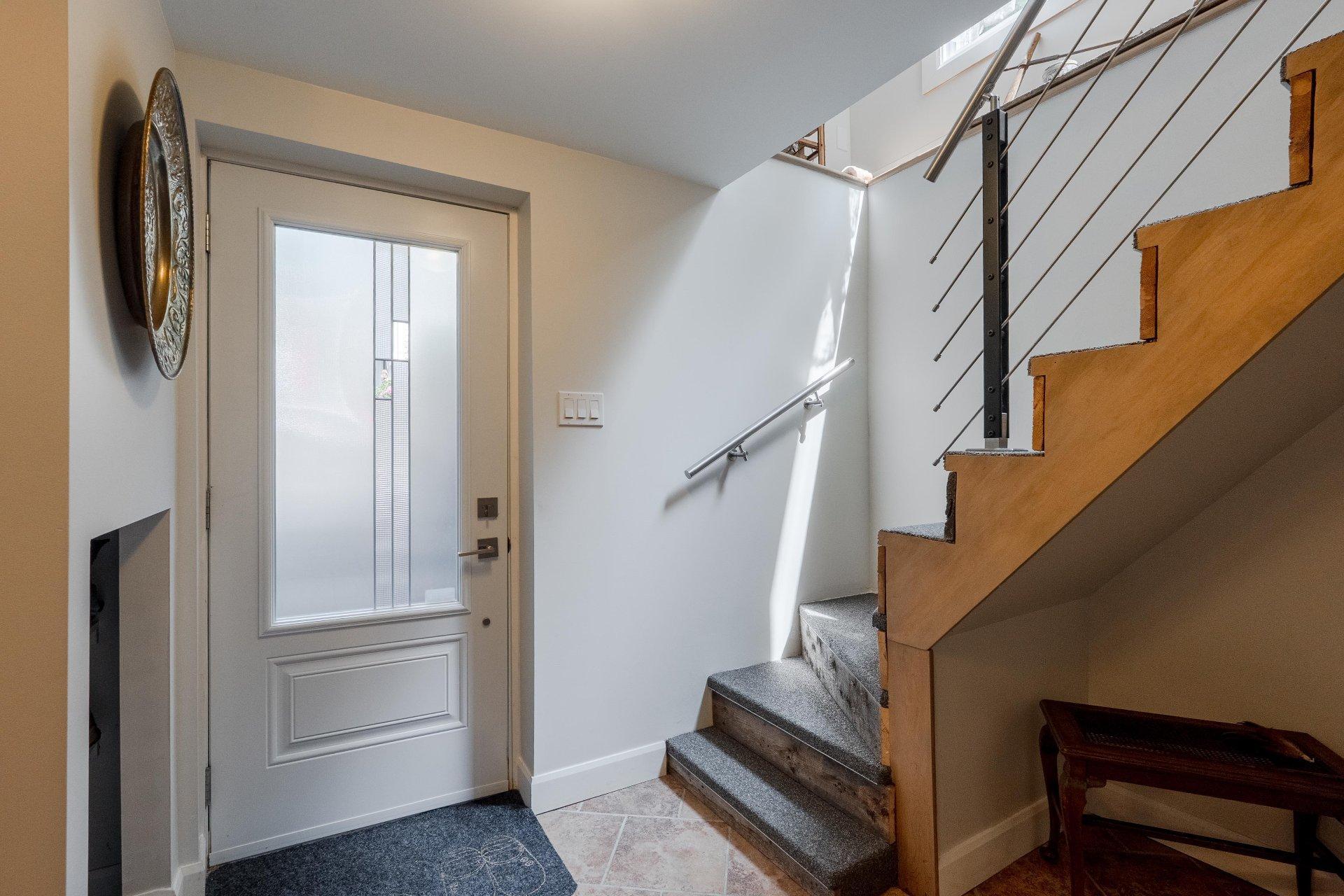 









424


Rue des Pins

,
Compton,




QC
J0B1L0

