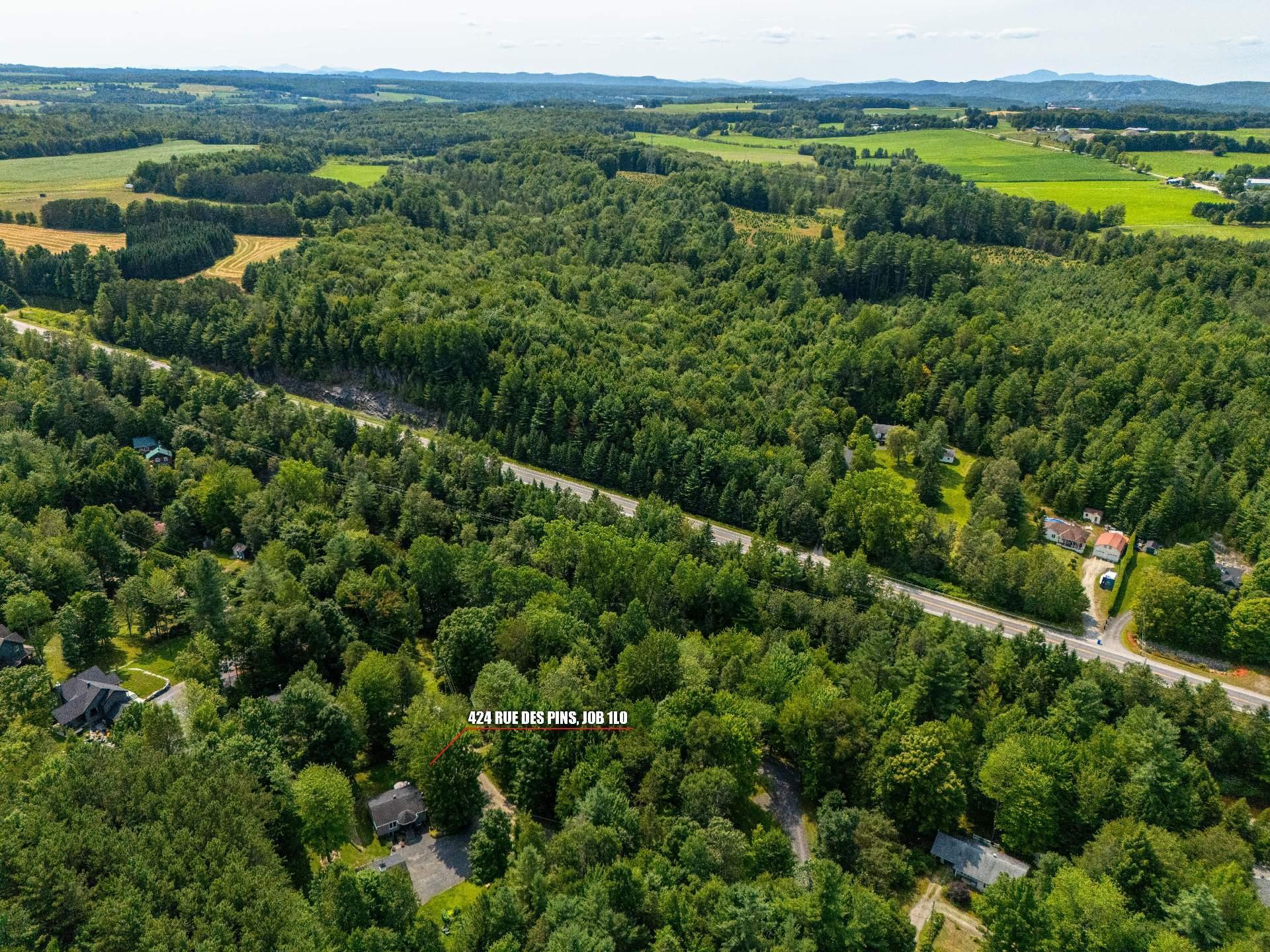 









424


Rue des Pins

,
Compton,




QC
J0B1L0

