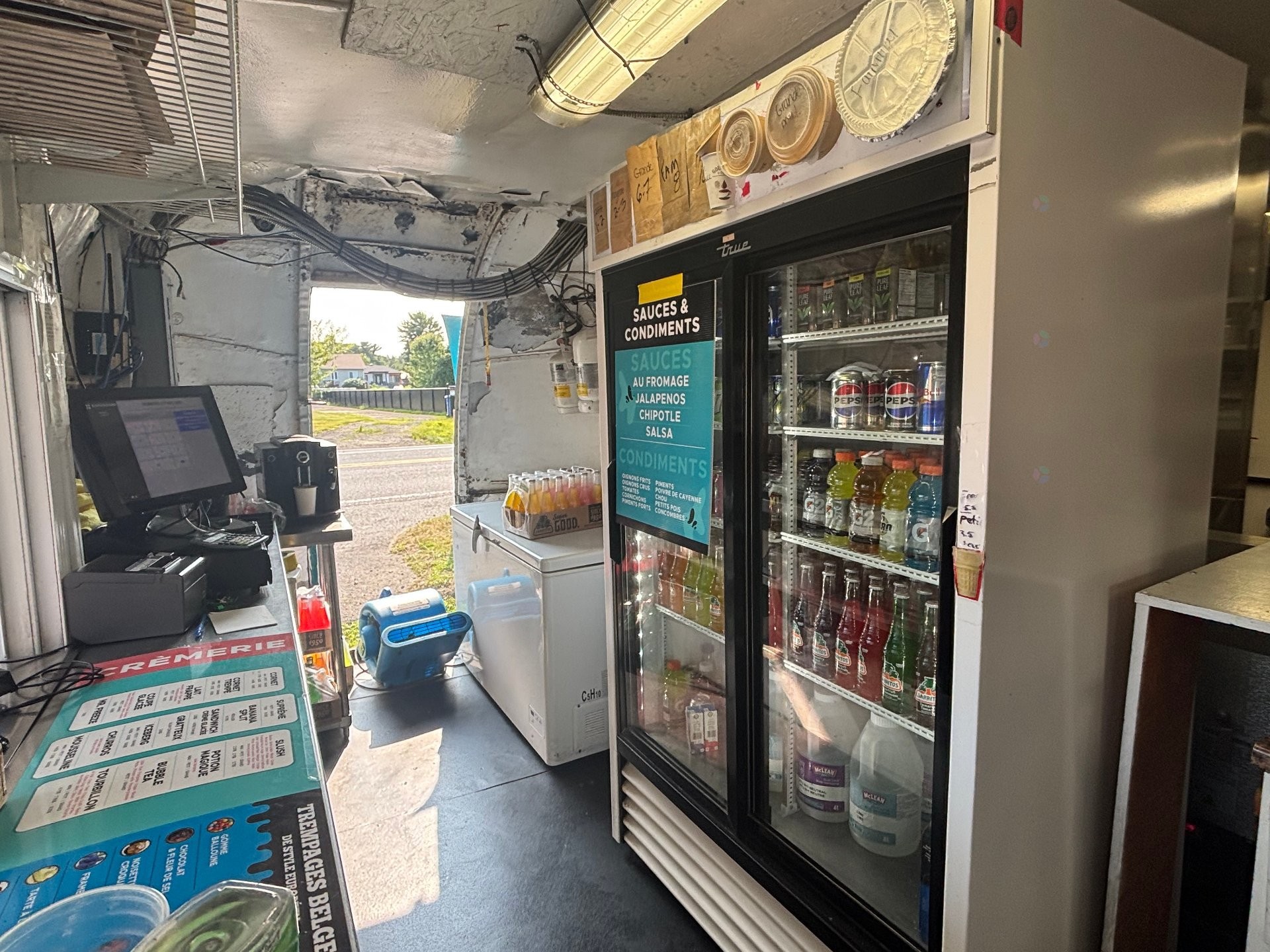 









646

 - 646A


Rue Principale

,
Saint-Roch-de-Richelieu,




QC
J0L2M0

