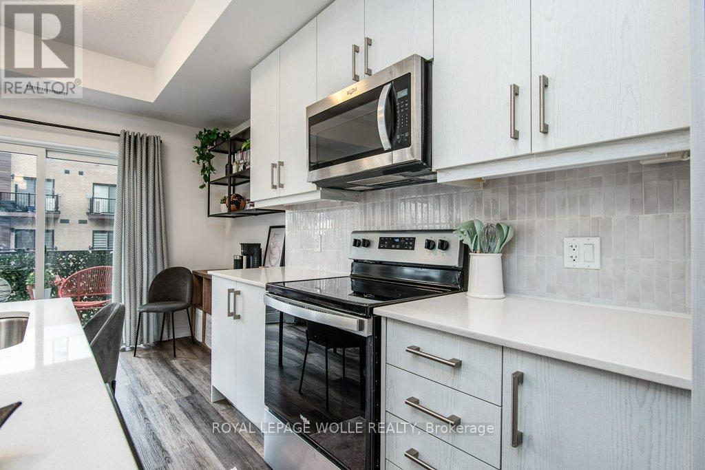 












E11 - 20 PALACE STREET

,
Kitchener,




Ontario
N2E0J3

