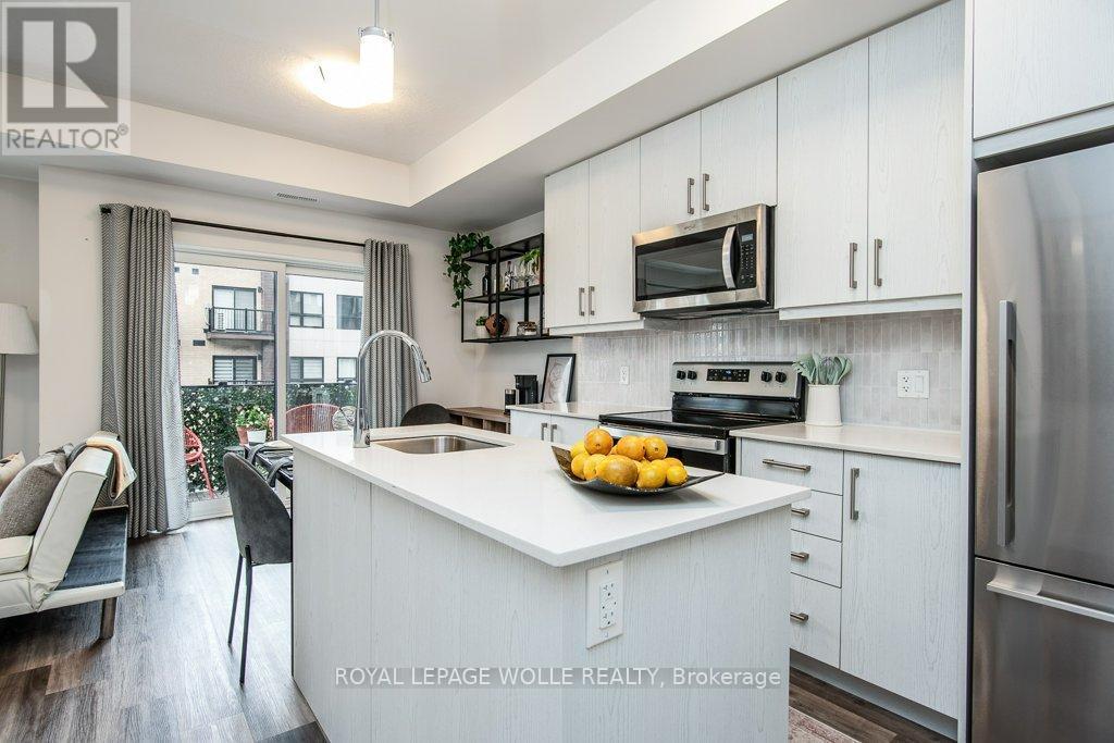 












E11 - 20 PALACE STREET

,
Kitchener,




Ontario
N2E0J3

