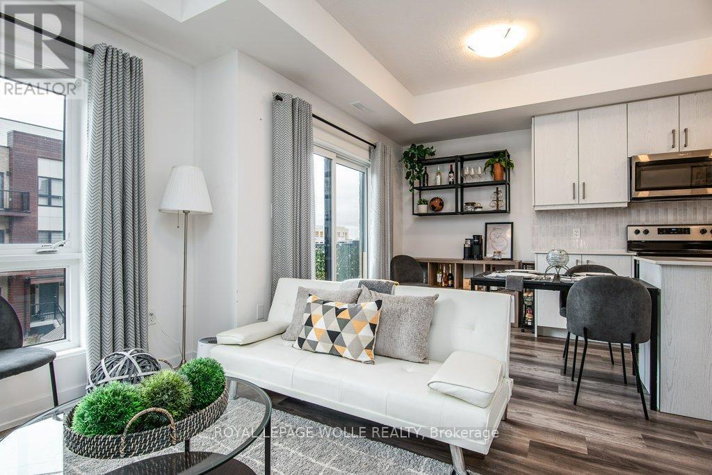 












E11 - 20 PALACE STREET

,
Kitchener,




Ontario
N2E0J3

