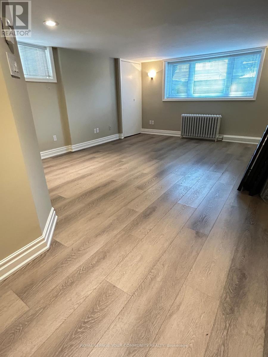 












LOWER - 2 ROUGECREST DRIVE

,
Markham,




Ontario
L3P3B6

