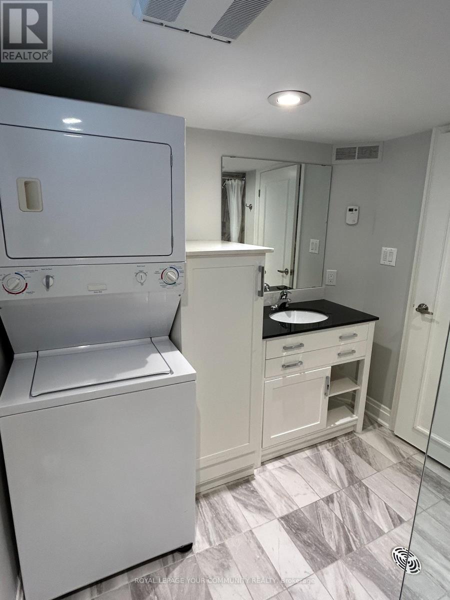 












LOWER - 2 ROUGECREST DRIVE

,
Markham,




Ontario
L3P3B6

