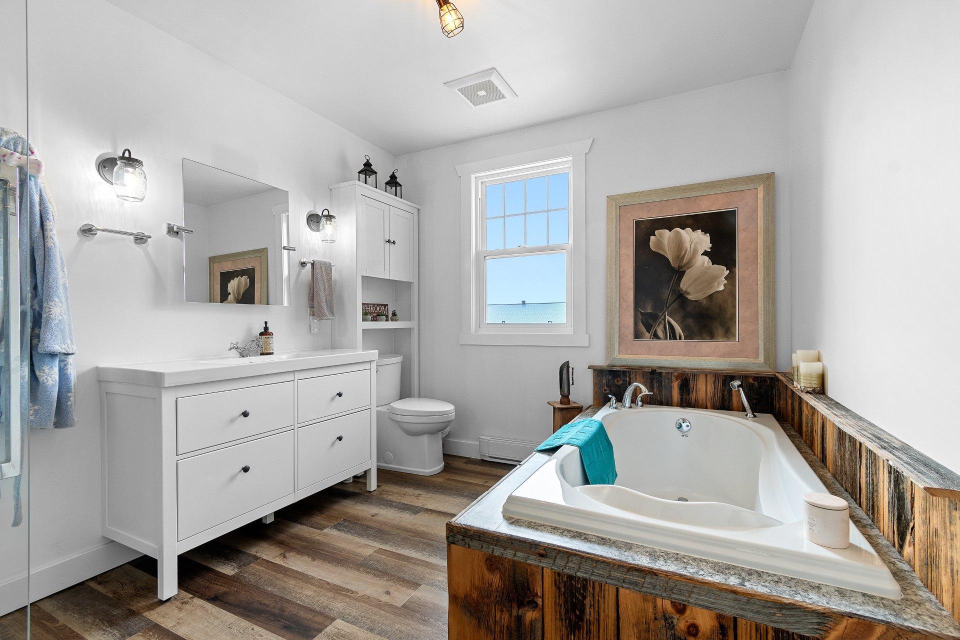 









7


Ch. de Maryland

,
Bristol,







QC
J0X1G0

