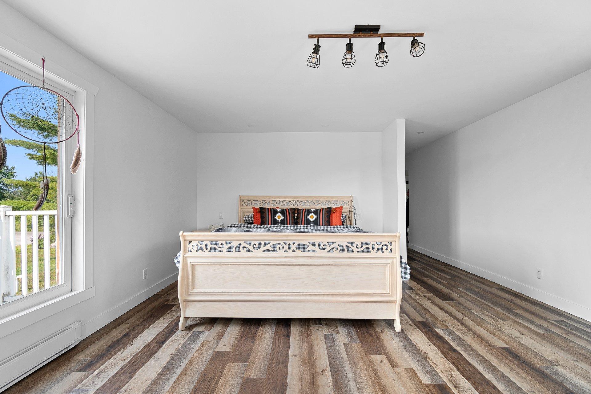 









7


Ch. de Maryland

,
Bristol,







QC
J0X1G0

