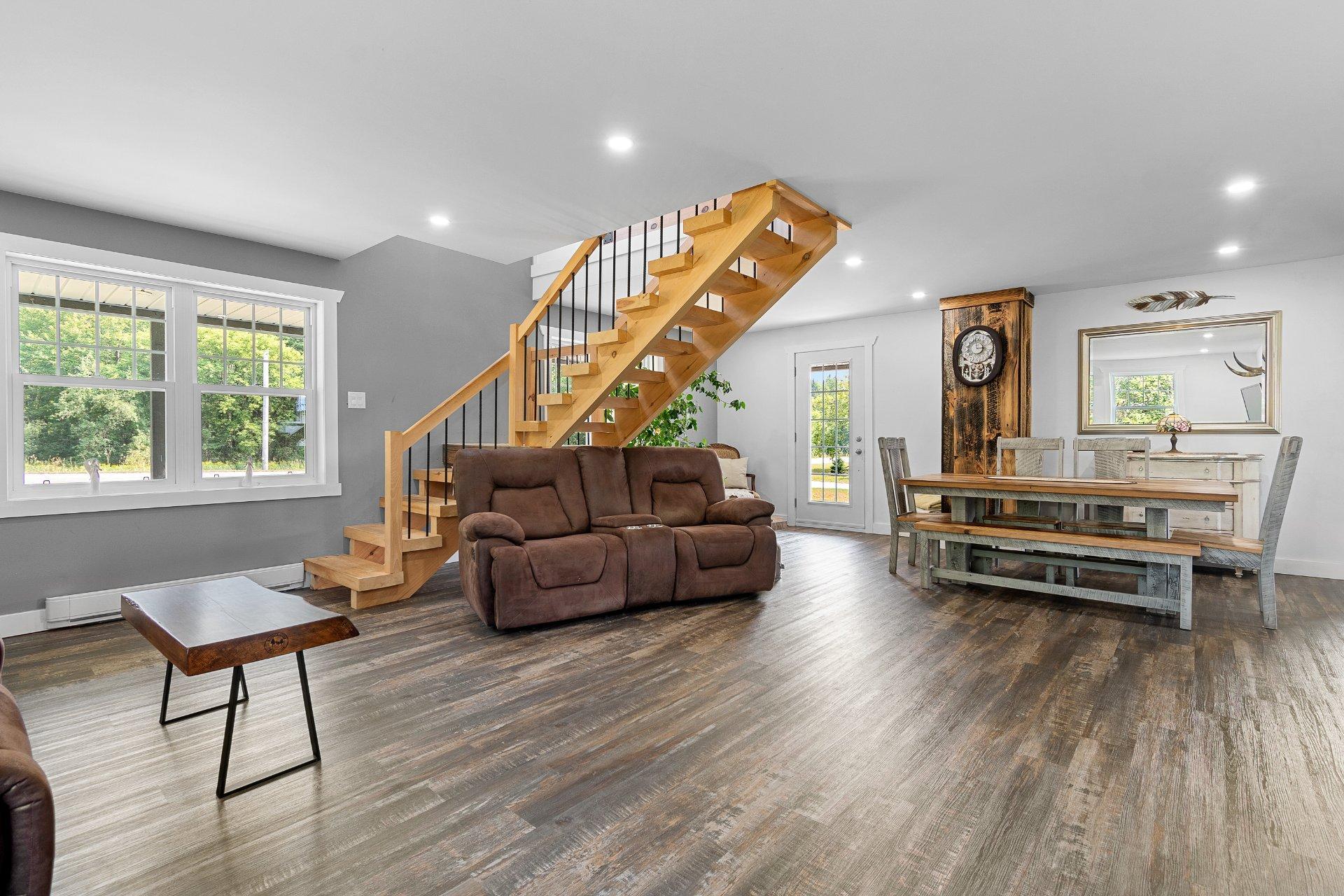 









7


Ch. de Maryland

,
Bristol,







QC
J0X1G0

