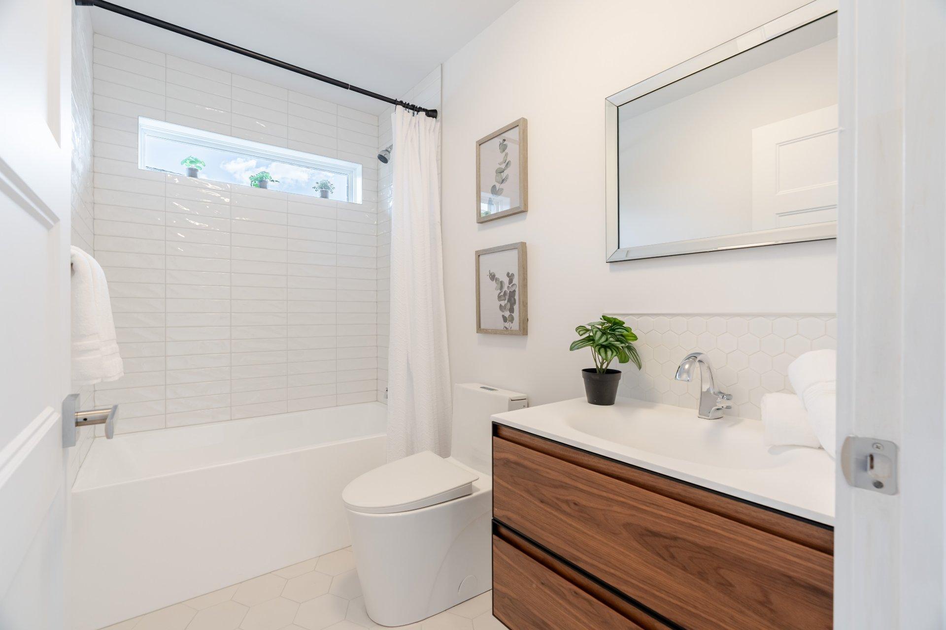 









6780


Rue Baillargeon

,
Brossard,




QC
J4Z1S9

