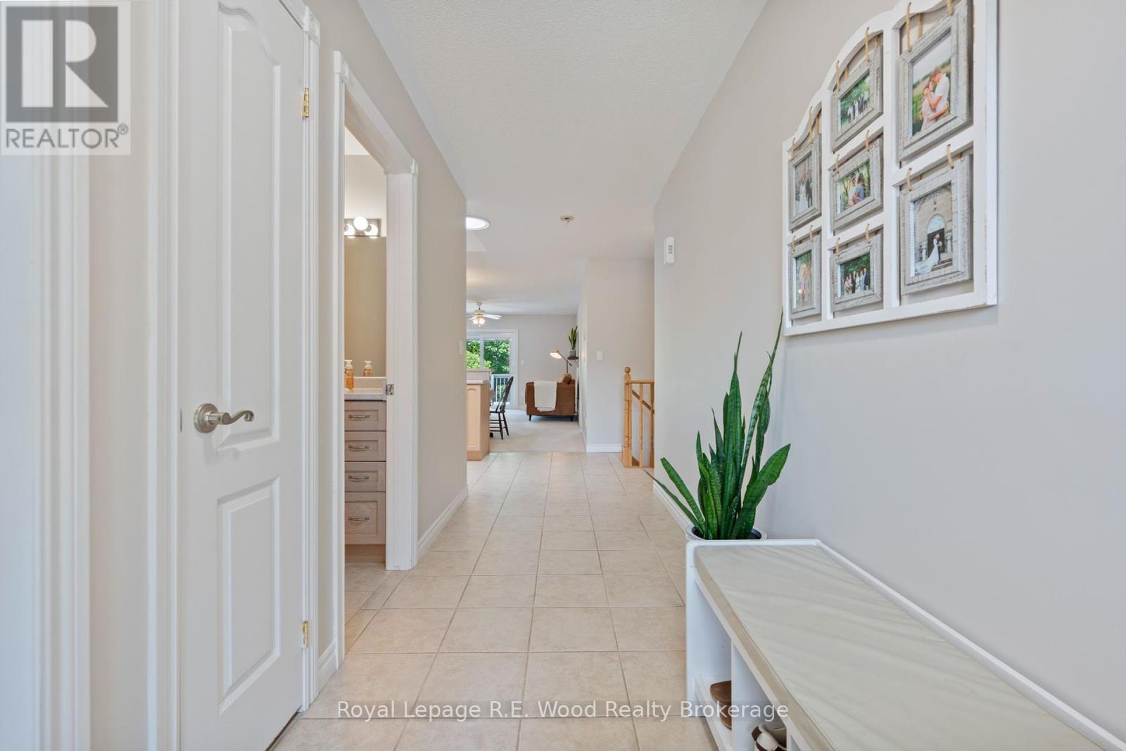












39 SOUTH DRIVE

,
Norfolk (Simcoe),




Ontario
N3Y0A6

