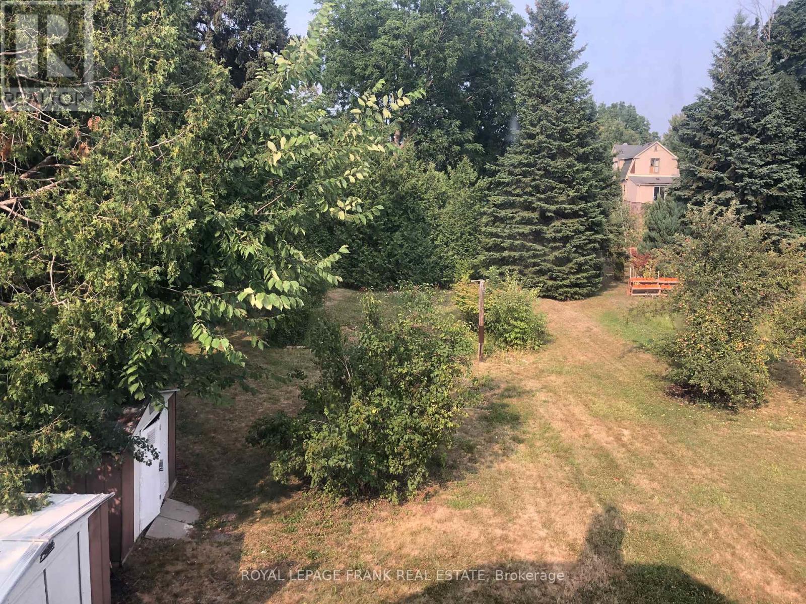 












714 CHEMONG ROAD

,
Peterborough North (South),




Ontario
K9H5Y9

