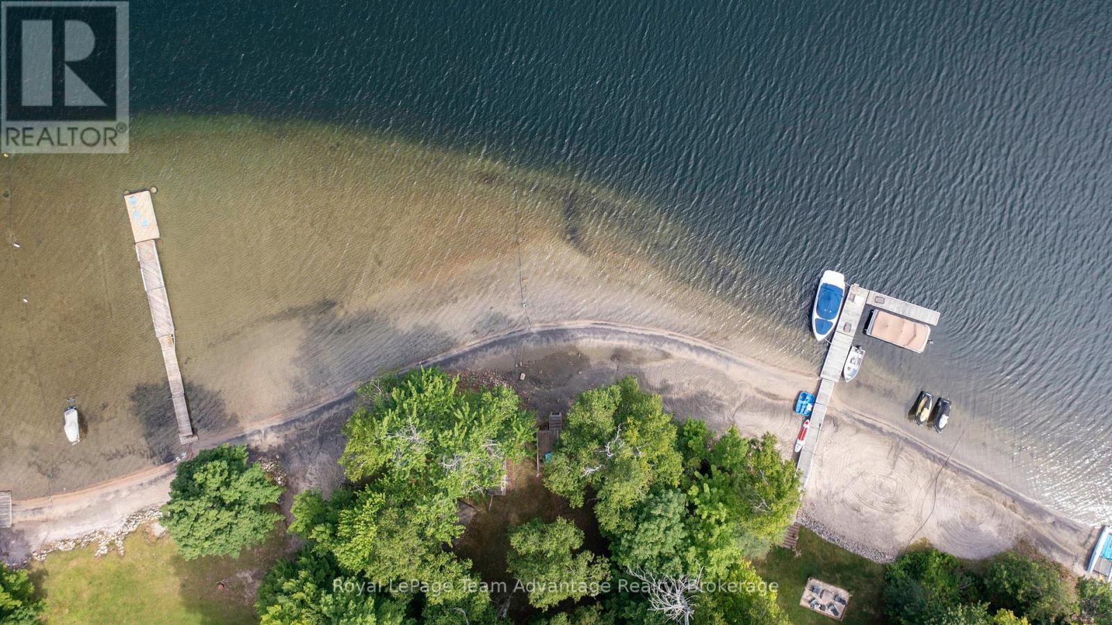 












646 (125) OAK POINT ROAD

,
Parry Sound,




Ontario
P2A2X4

