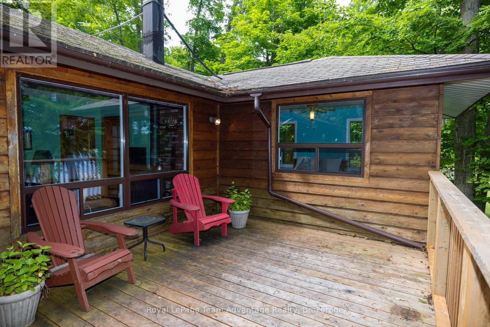 












646 (125) OAK POINT ROAD

,
Parry Sound,




Ontario
P2A2X4

