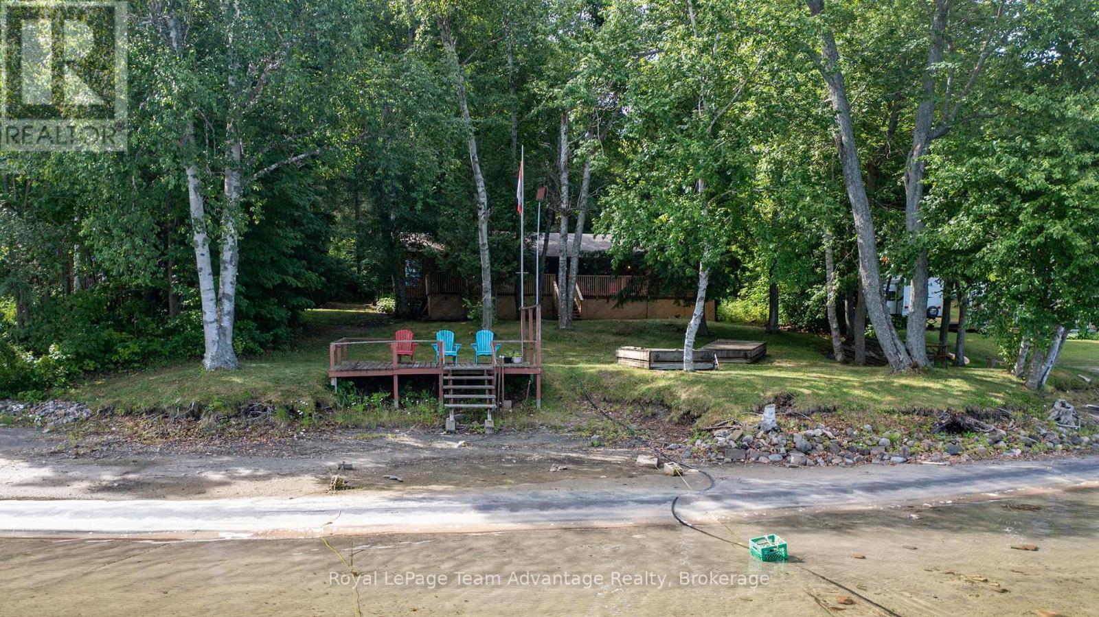 












646 (125) OAK POINT ROAD

,
Parry Sound,




Ontario
P2A2X4

