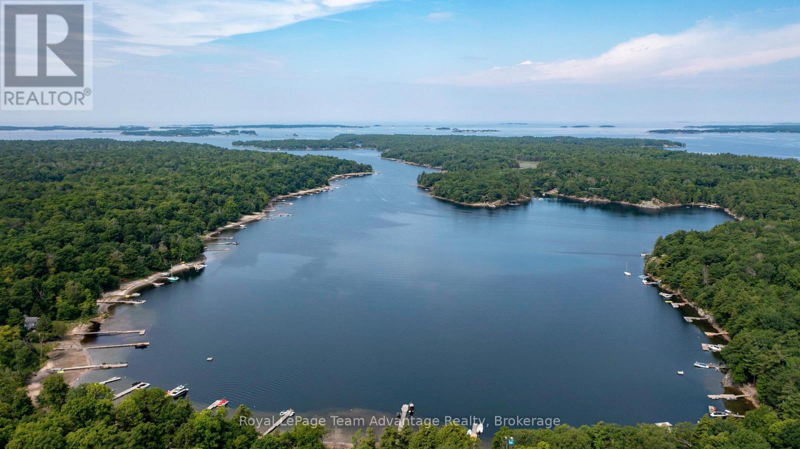 












646 (125) OAK POINT ROAD

,
Parry Sound,




Ontario
P2A2X4

