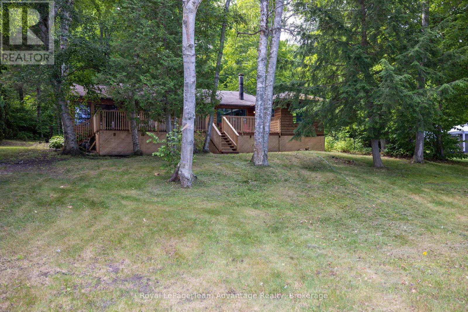 












646 (125) OAK POINT ROAD

,
Parry Sound,




Ontario
P2A2X4

