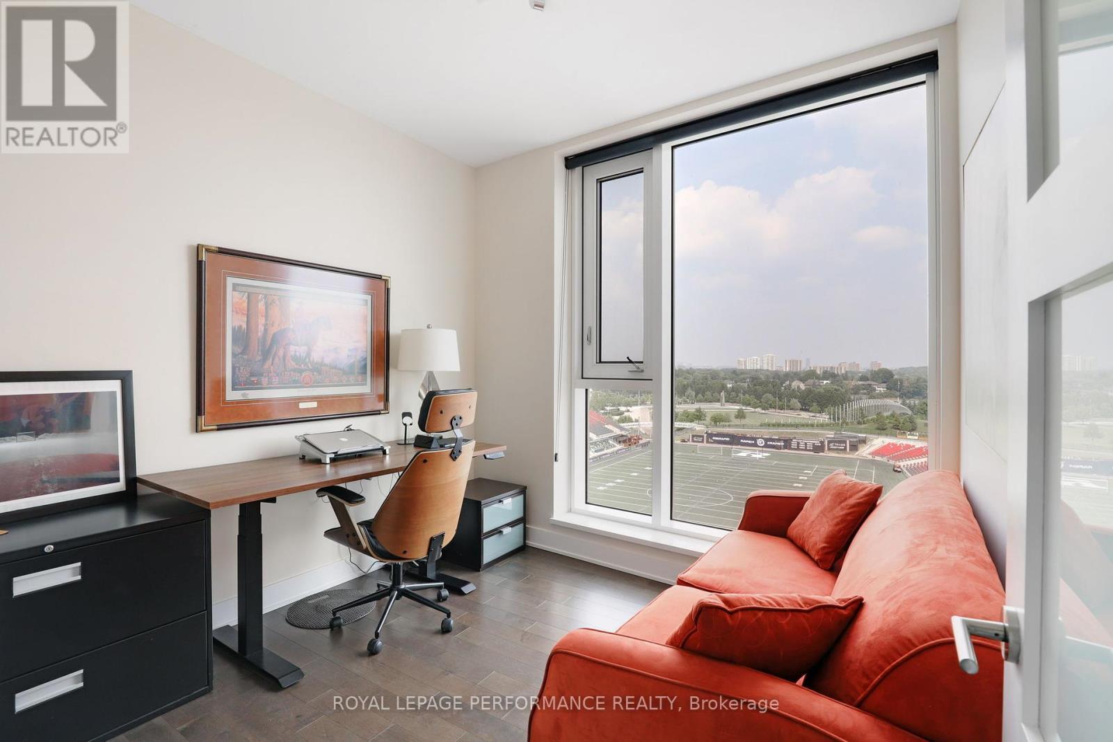 












907 - 1035 BANK STREET

,
Ottawa,




Ontario
K1S5K3

