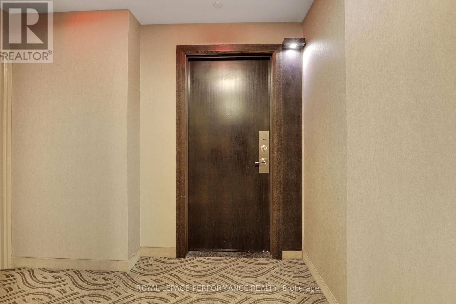 












907 - 1035 BANK STREET

,
Ottawa,




Ontario
K1S5K3

