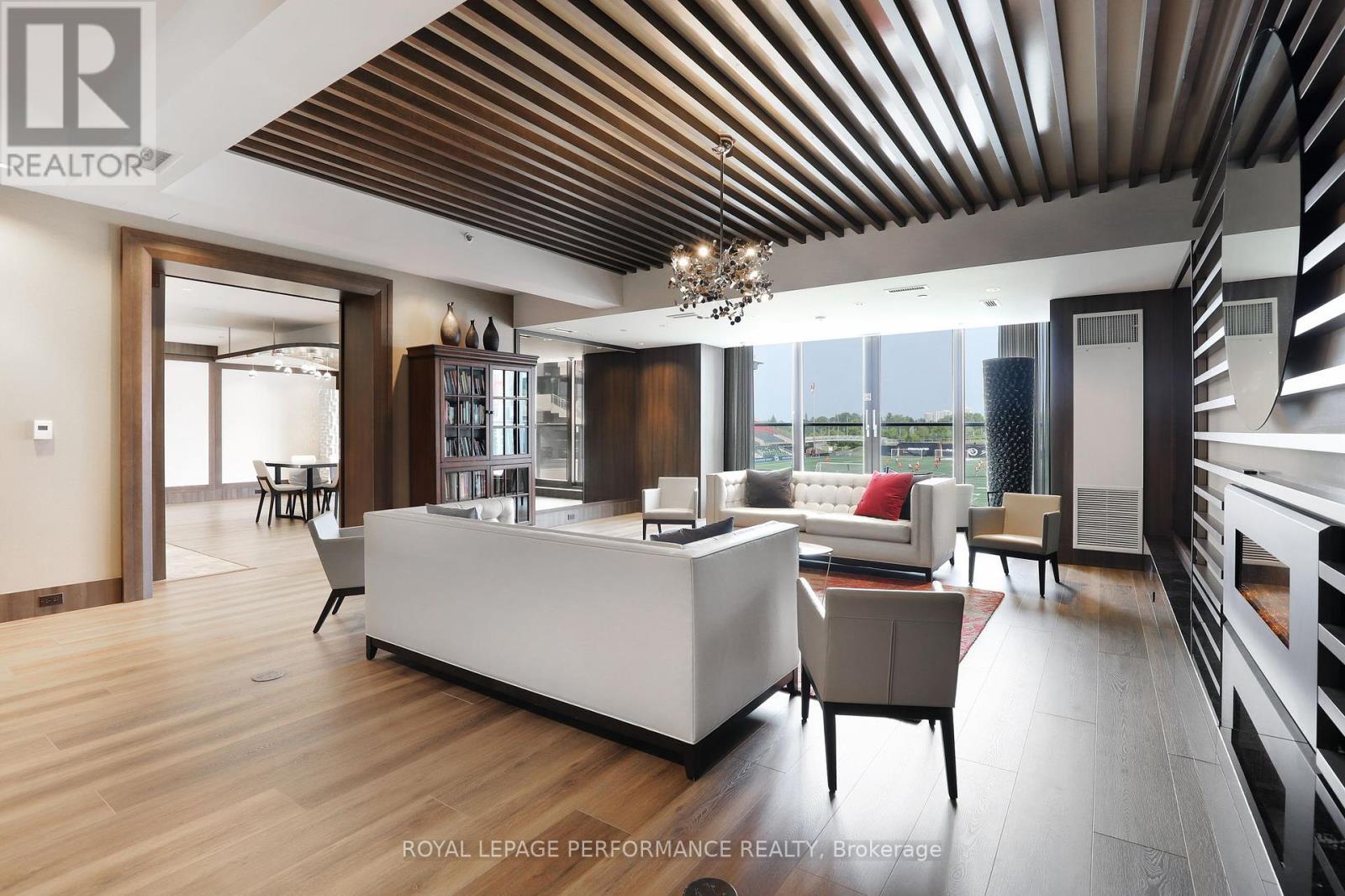 












907 - 1035 BANK STREET

,
Ottawa,




Ontario
K1S5K3

