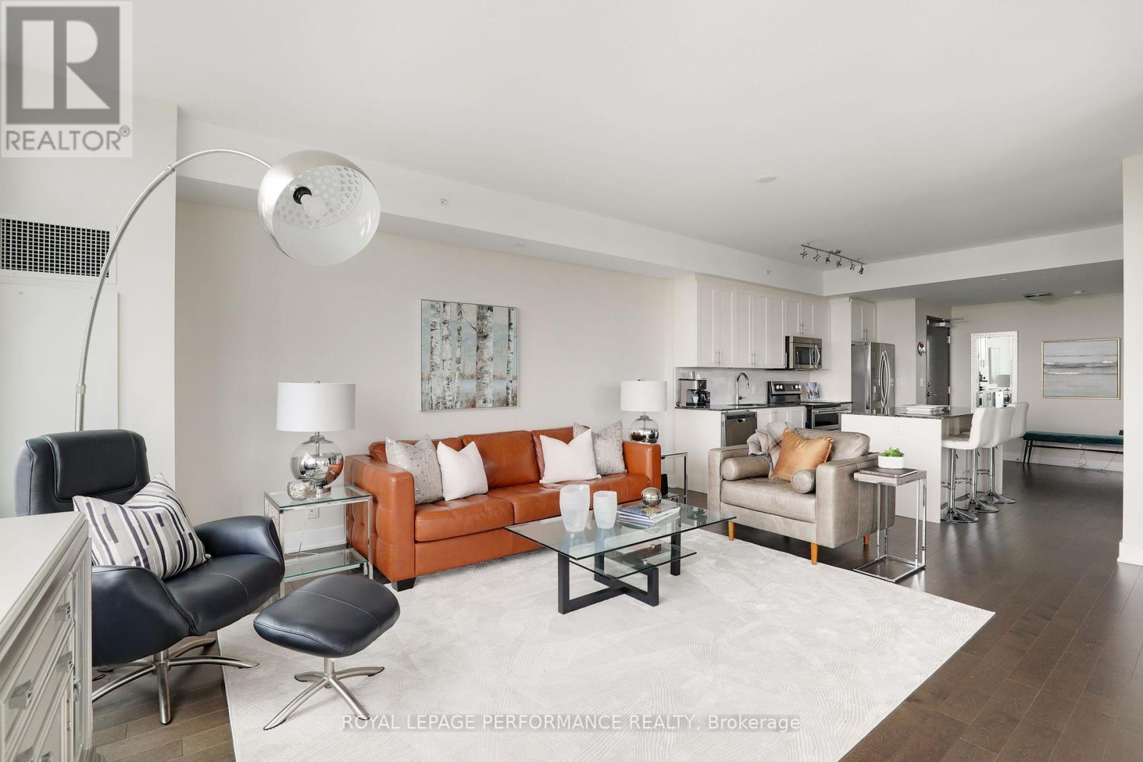 












907 - 1035 BANK STREET

,
Ottawa,




Ontario
K1S5K3

