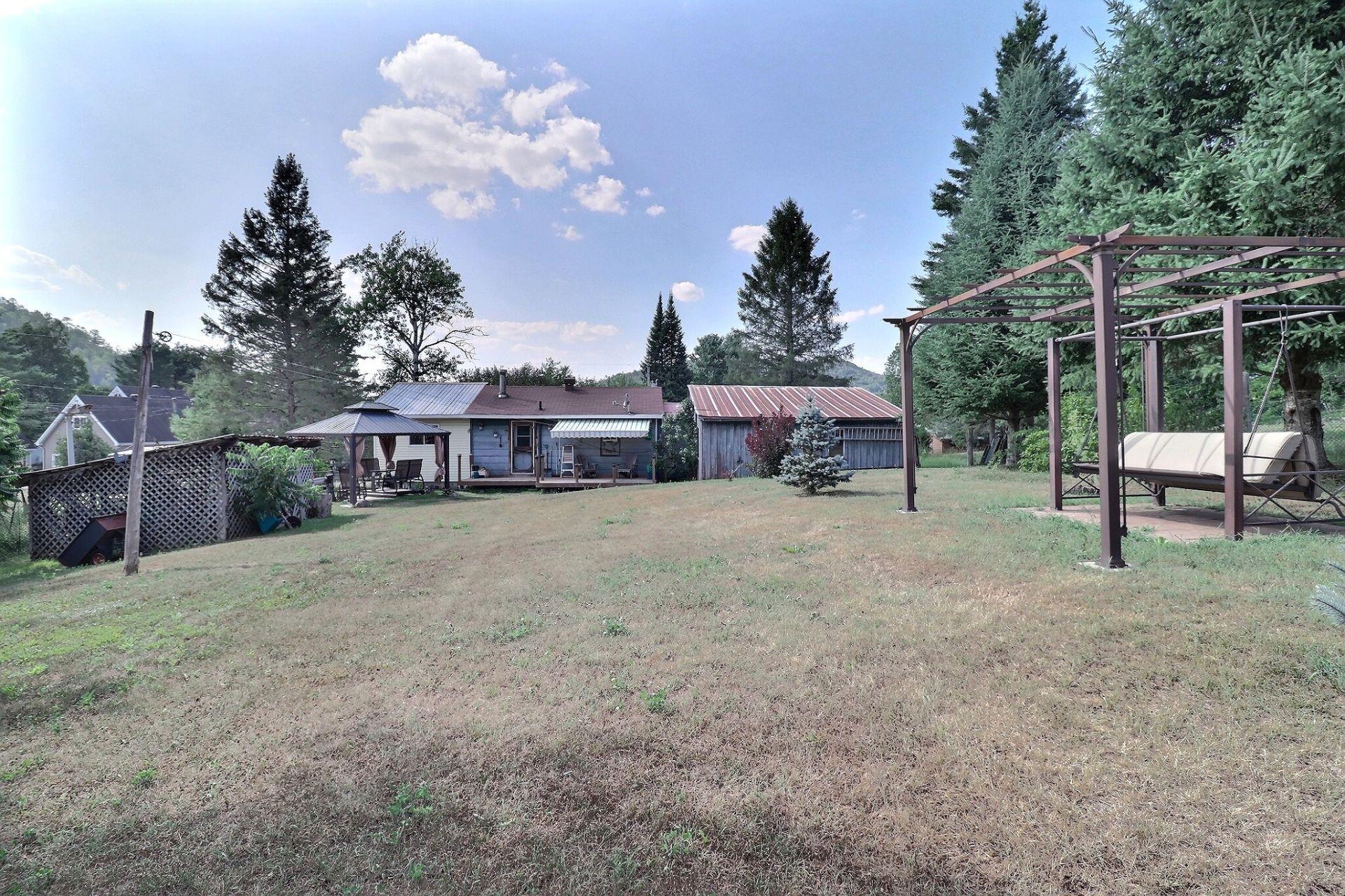 









136


Ch. Ducharme

,
Val-des-Bois,




QC
J0X3C0

