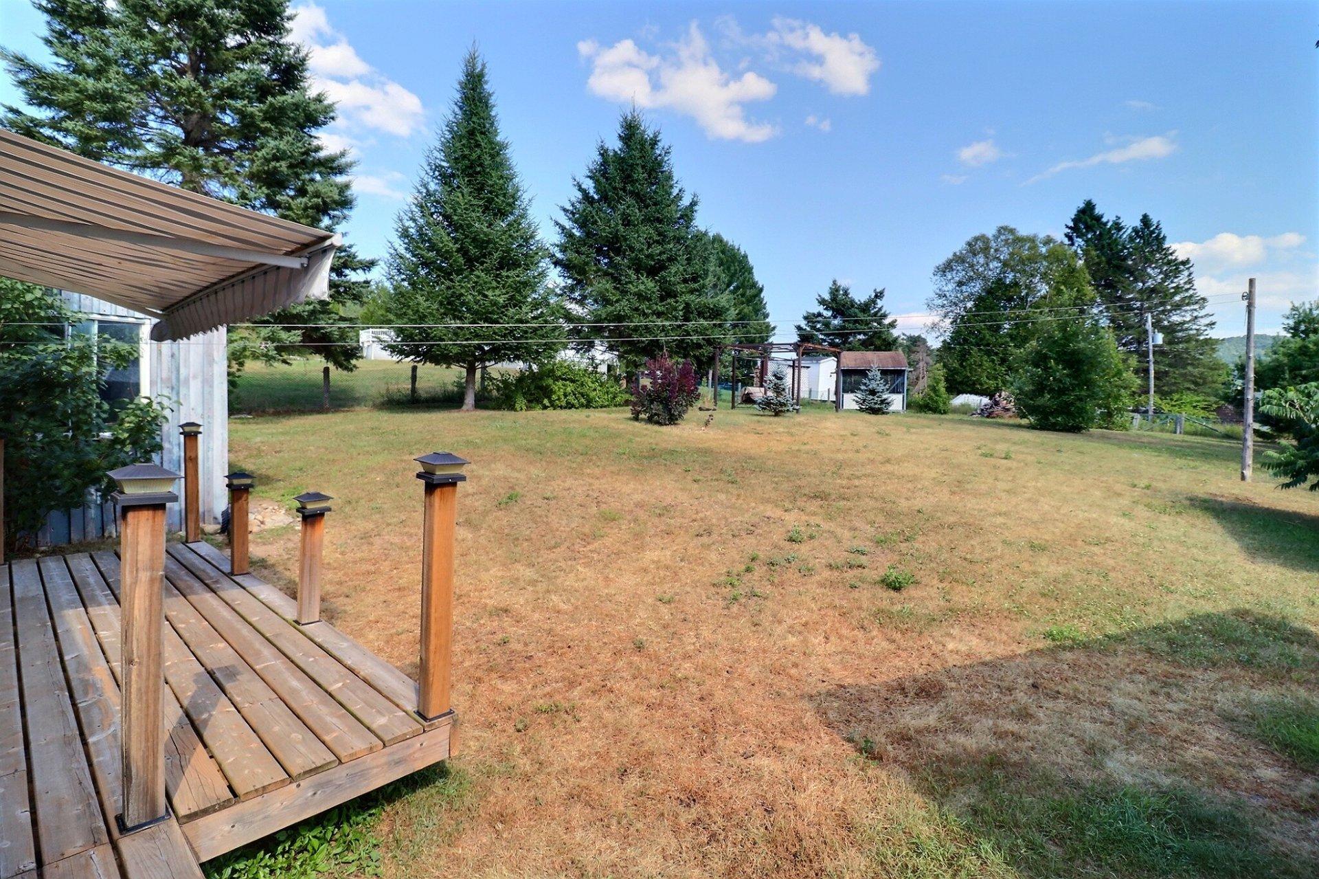 









136


Ch. Ducharme

,
Val-des-Bois,




QC
J0X3C0

