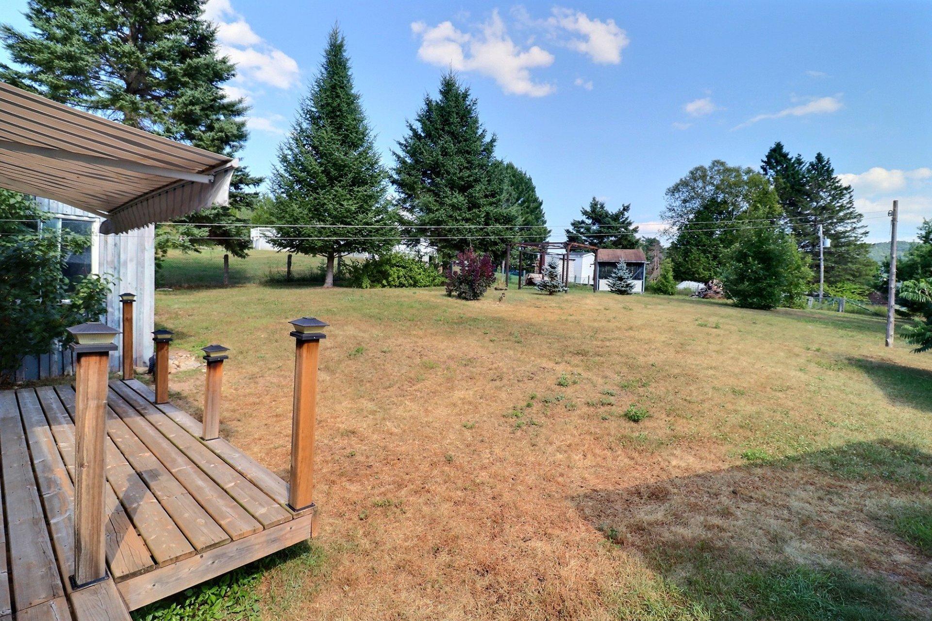 









136


Ch. Ducharme

,
Val-des-Bois,




QC
J0X3C0

