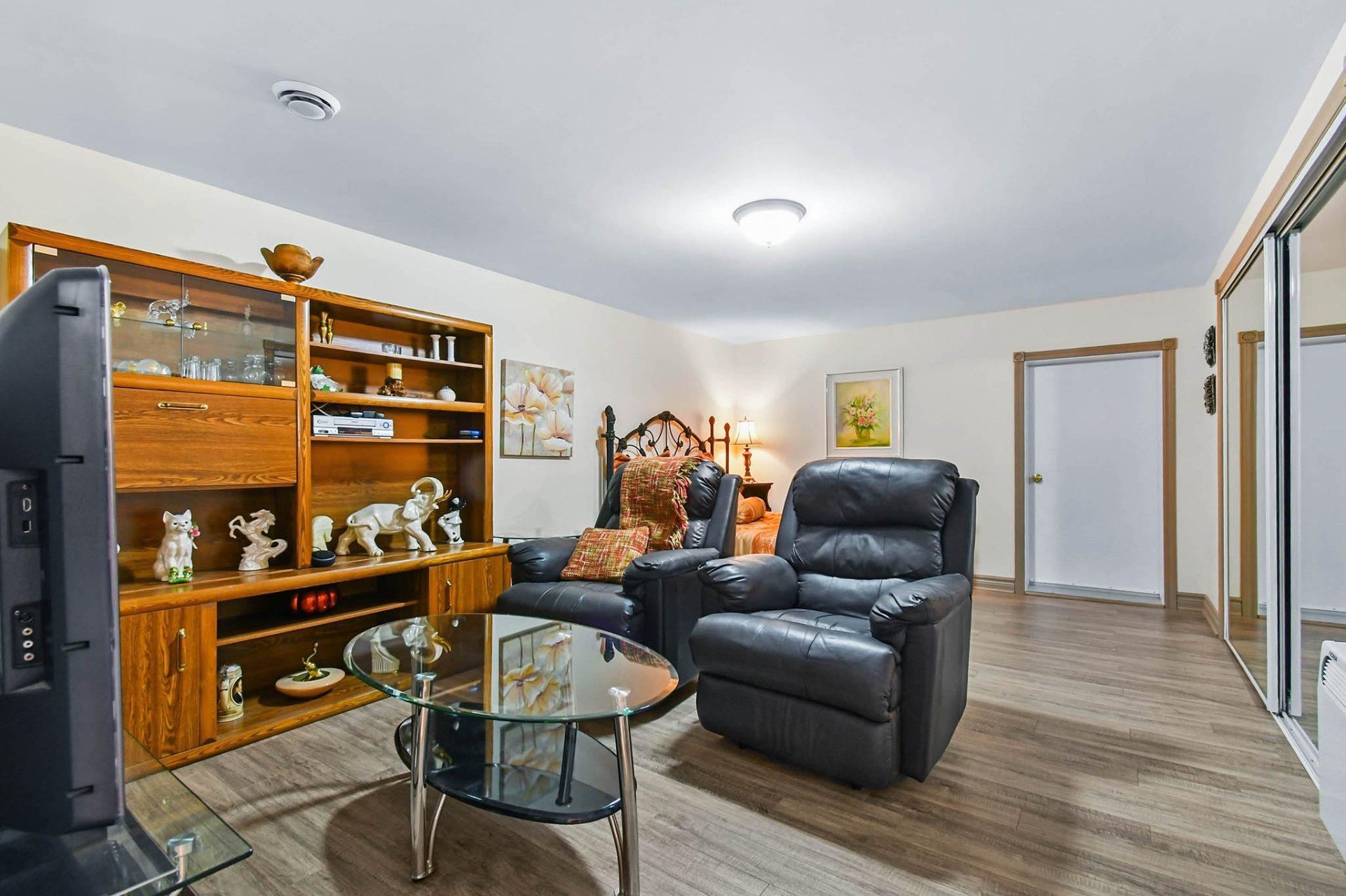 









4331


Rue Dufresne

,
Saint-Félix-de-Valois,




QC
J0K2M0

