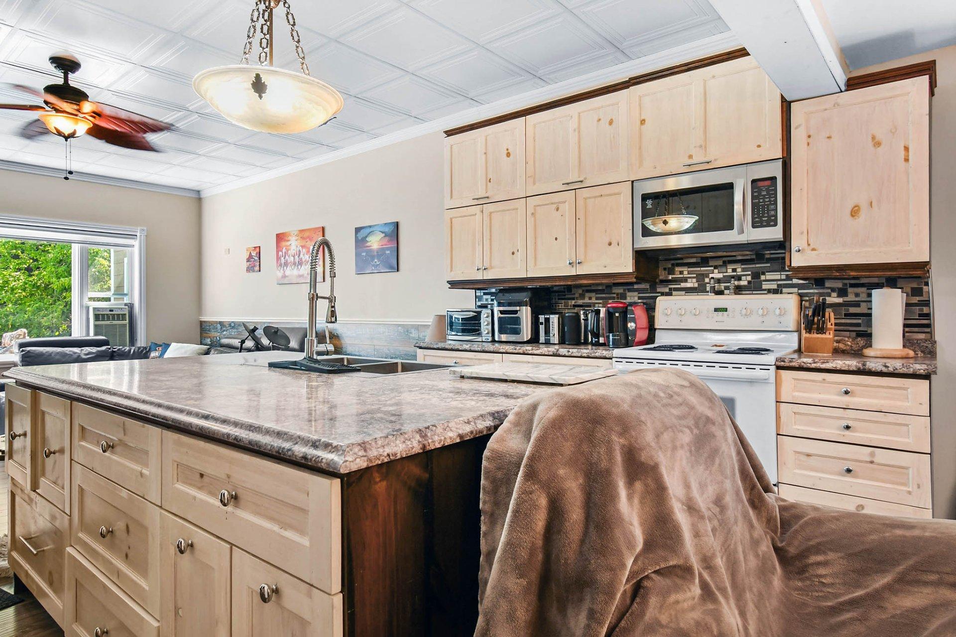 









4331


Rue Dufresne

,
Saint-Félix-de-Valois,




QC
J0K2M0

