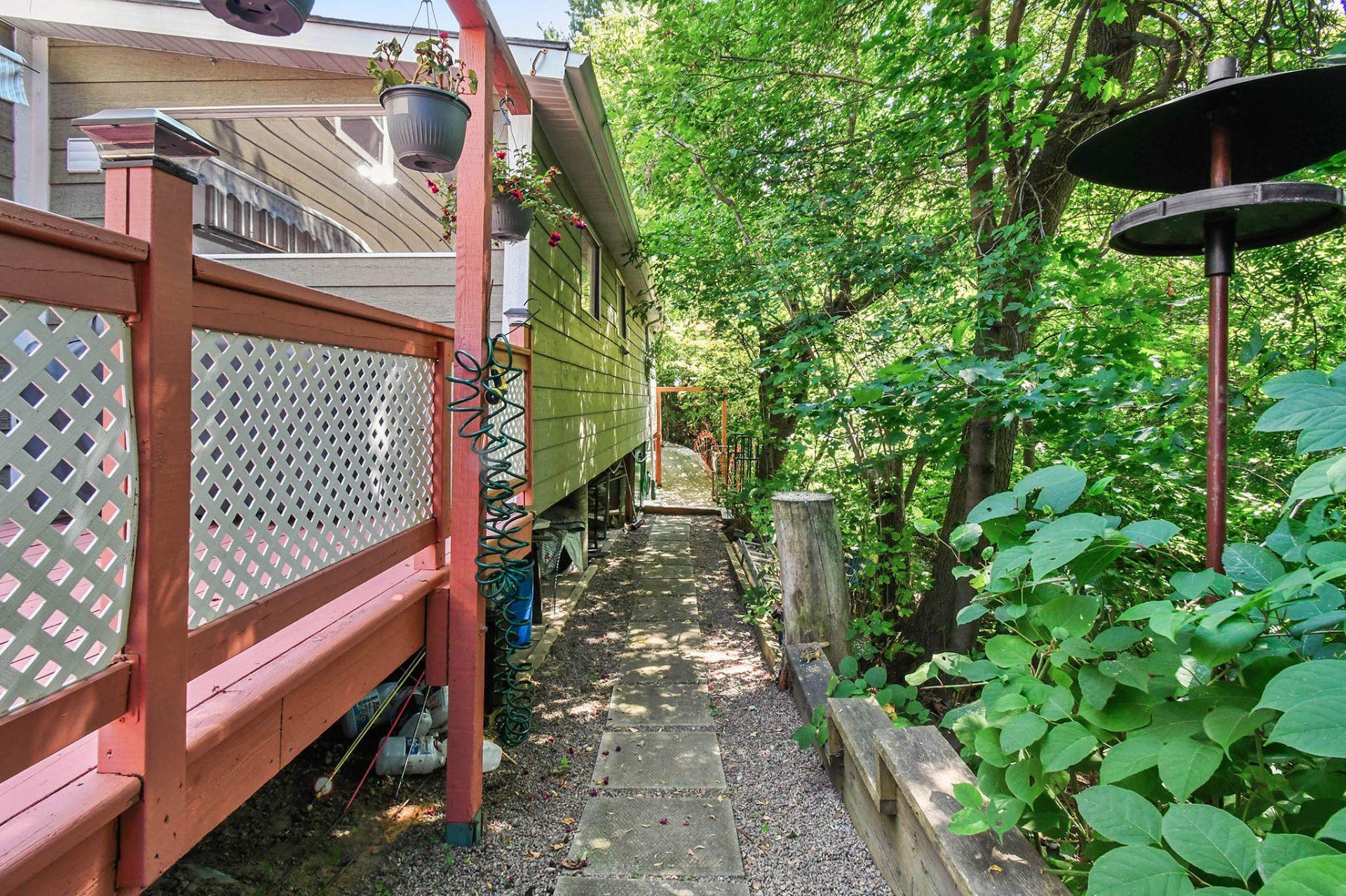 









4331


Rue Dufresne

,
Saint-Félix-de-Valois,




QC
J0K2M0

