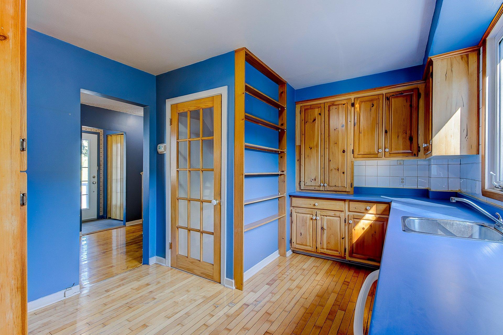 









1320


Rue Palardy

,
Saint-Bruno-de-Montarville,




QC
J3V3P3

