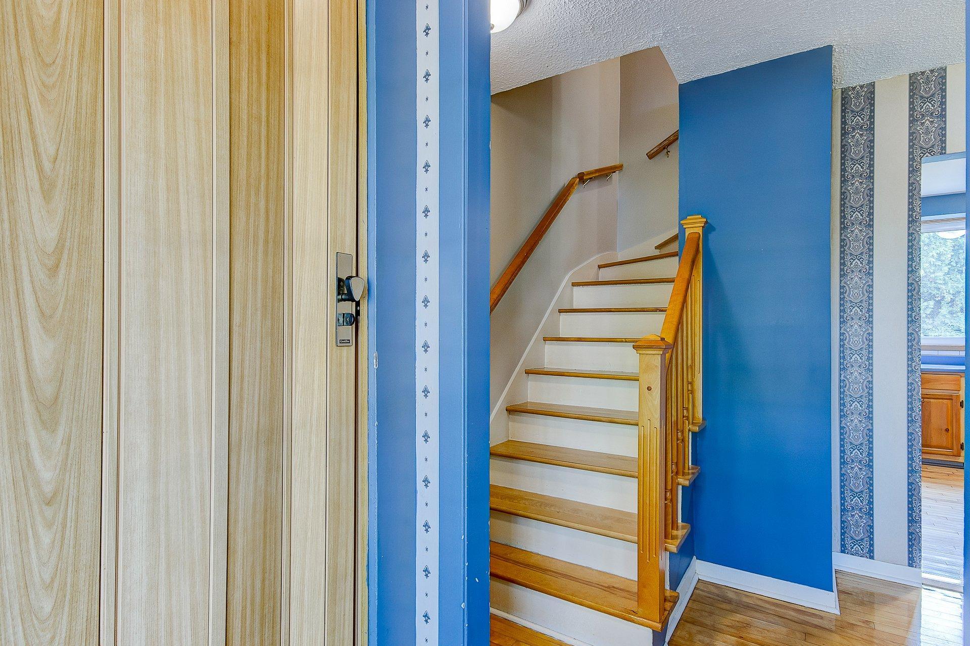 









1320


Rue Palardy

,
Saint-Bruno-de-Montarville,




QC
J3V3P3

