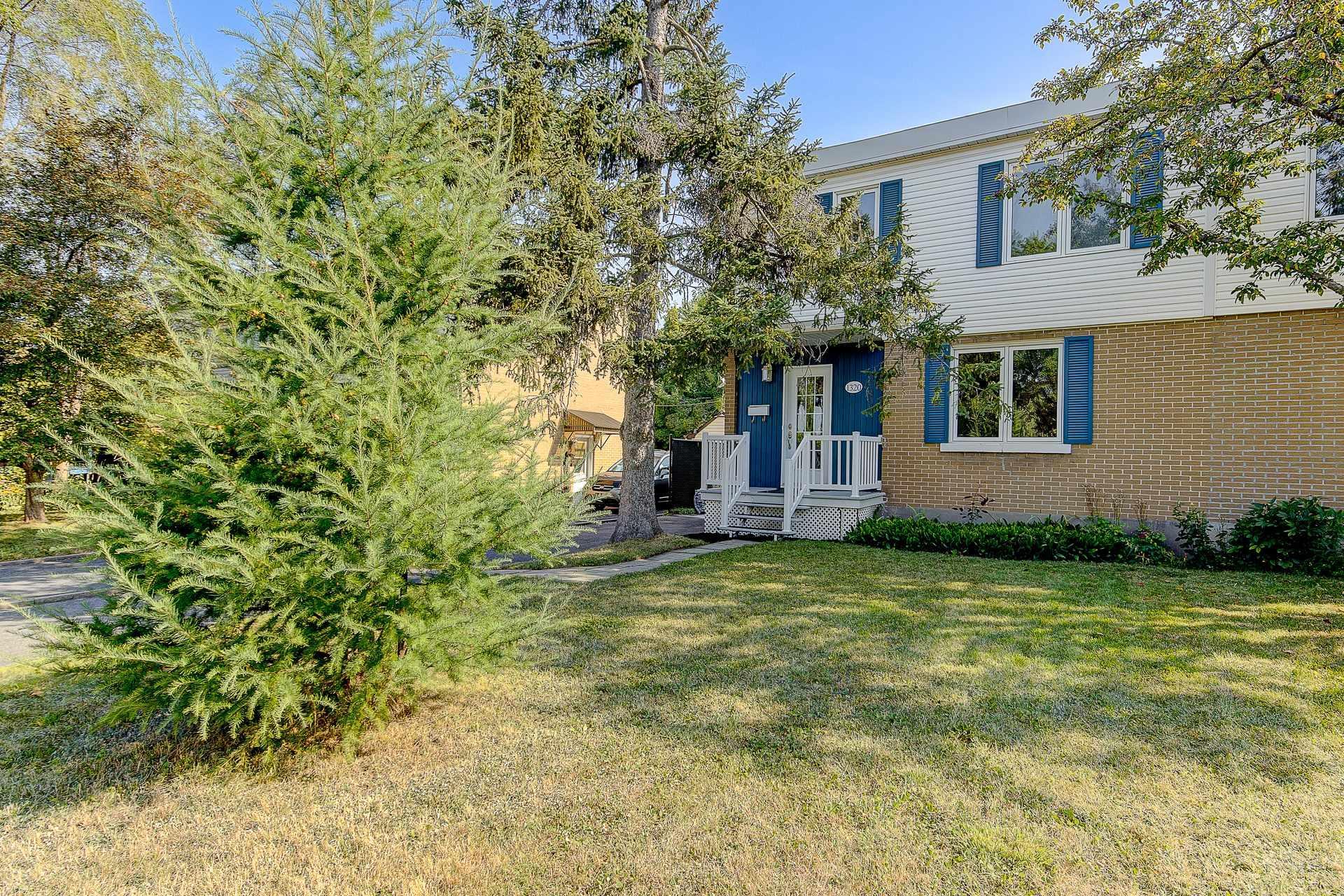 









1320


Rue Palardy

,
Saint-Bruno-de-Montarville,




QC
J3V3P3

