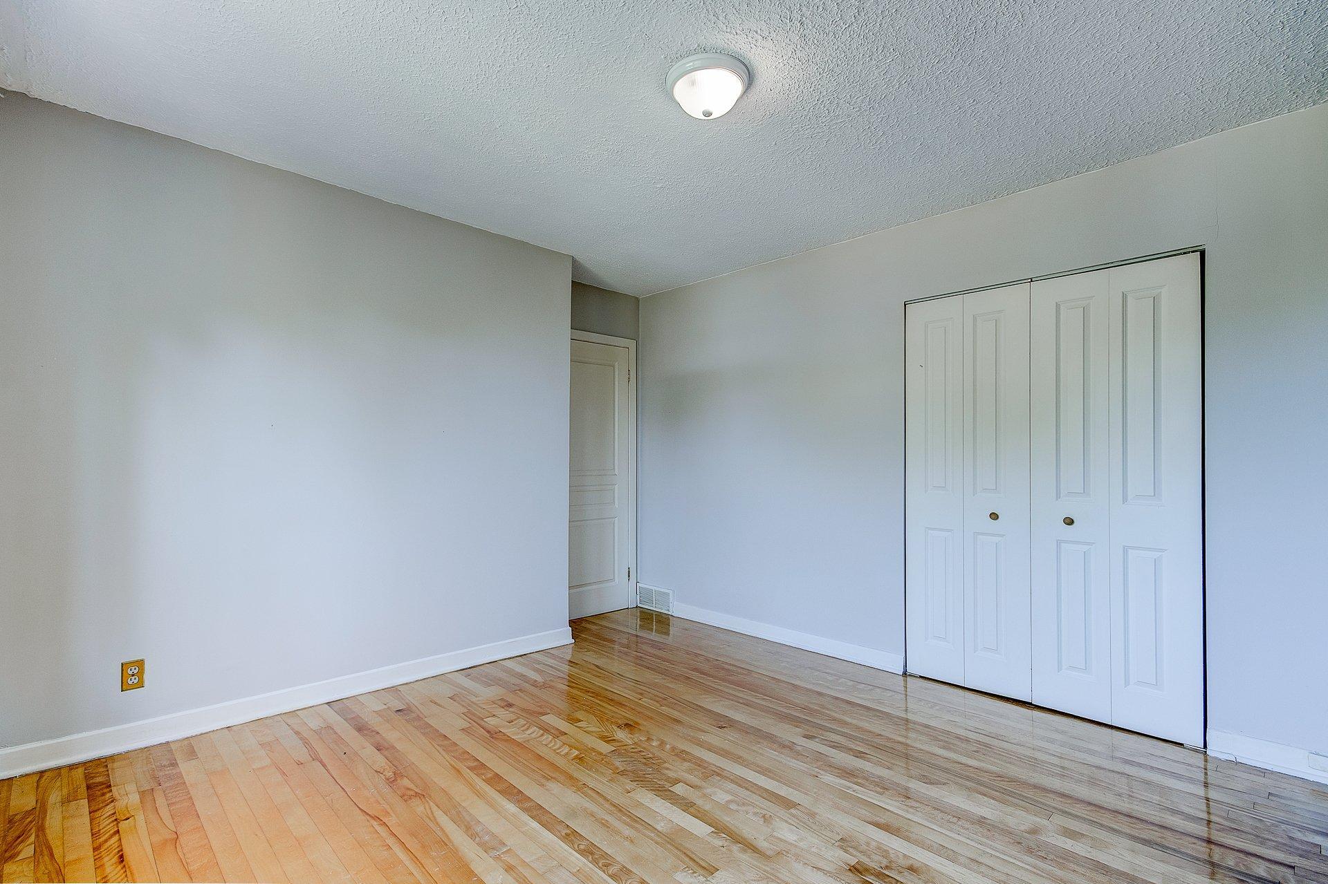 









1320


Rue Palardy

,
Saint-Bruno-de-Montarville,




QC
J3V3P3

