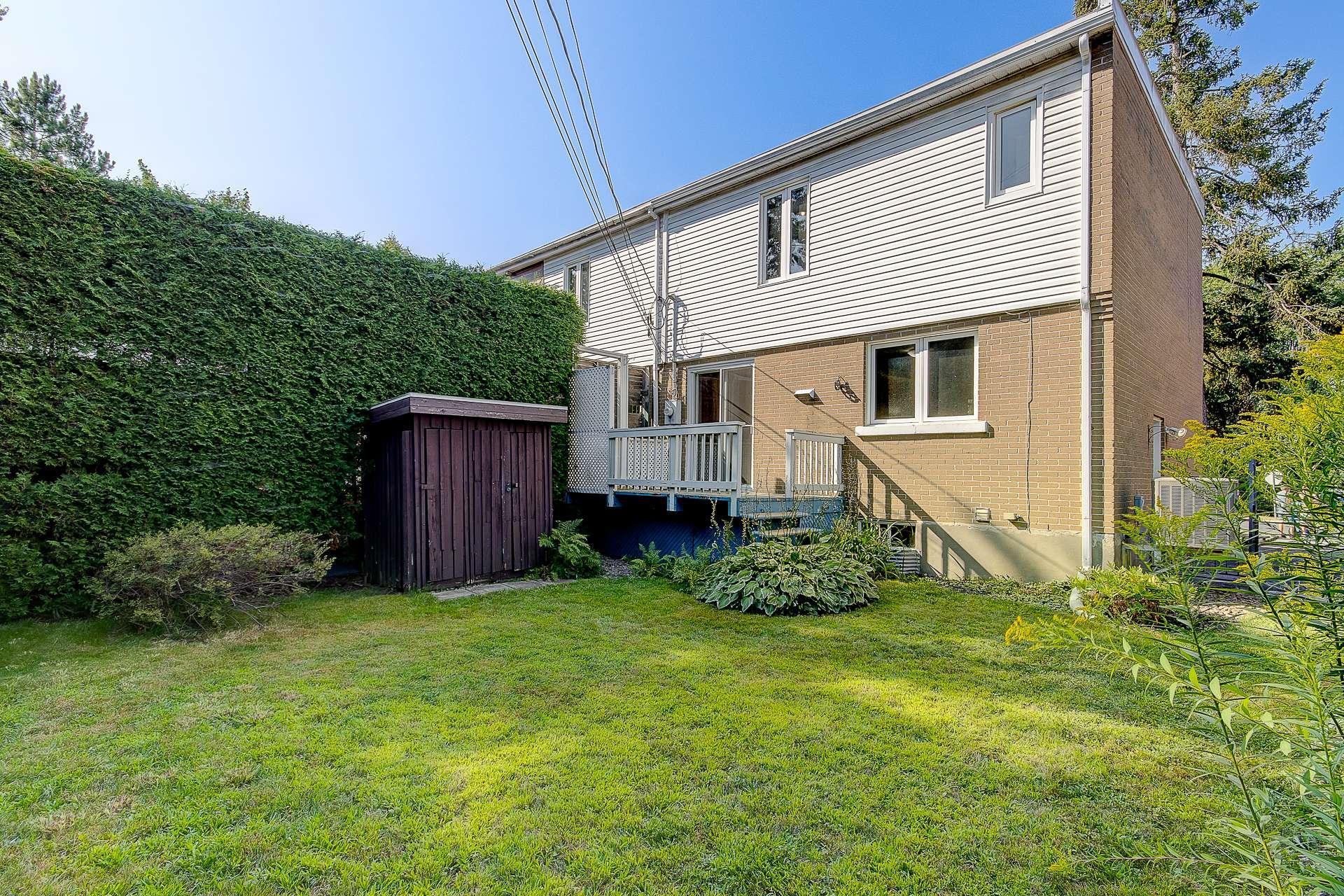









1320


Rue Palardy

,
Saint-Bruno-de-Montarville,




QC
J3V3P3

