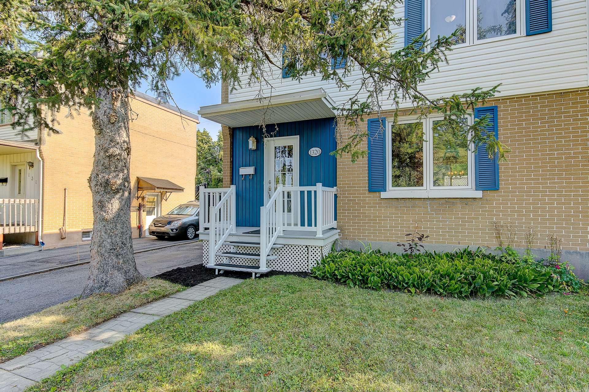 









1320


Rue Palardy

,
Saint-Bruno-de-Montarville,




QC
J3V3P3

