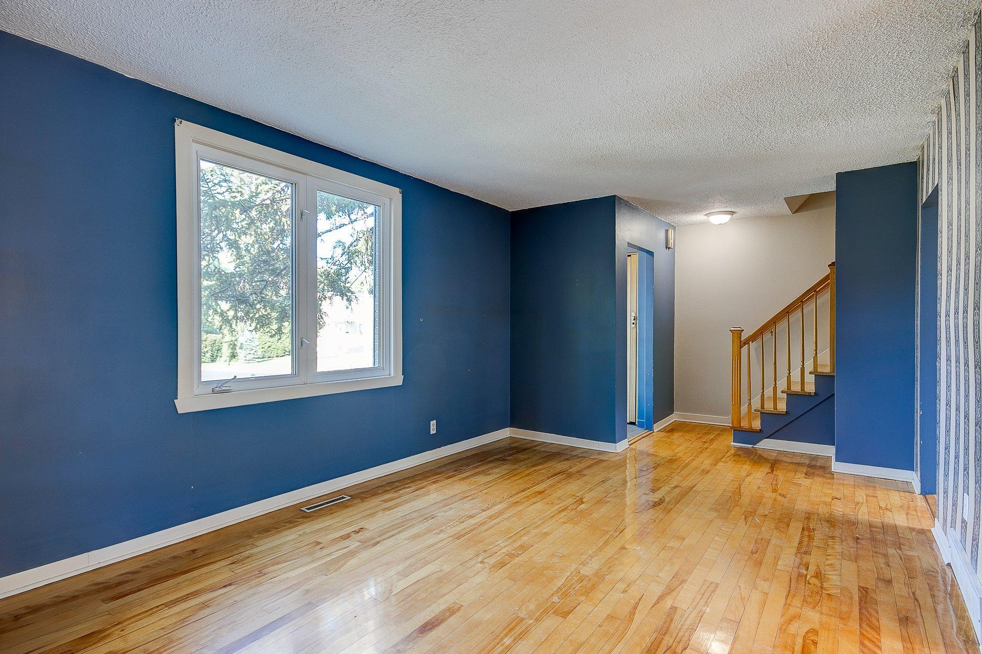 









1320


Rue Palardy

,
Saint-Bruno-de-Montarville,




QC
J3V3P3

