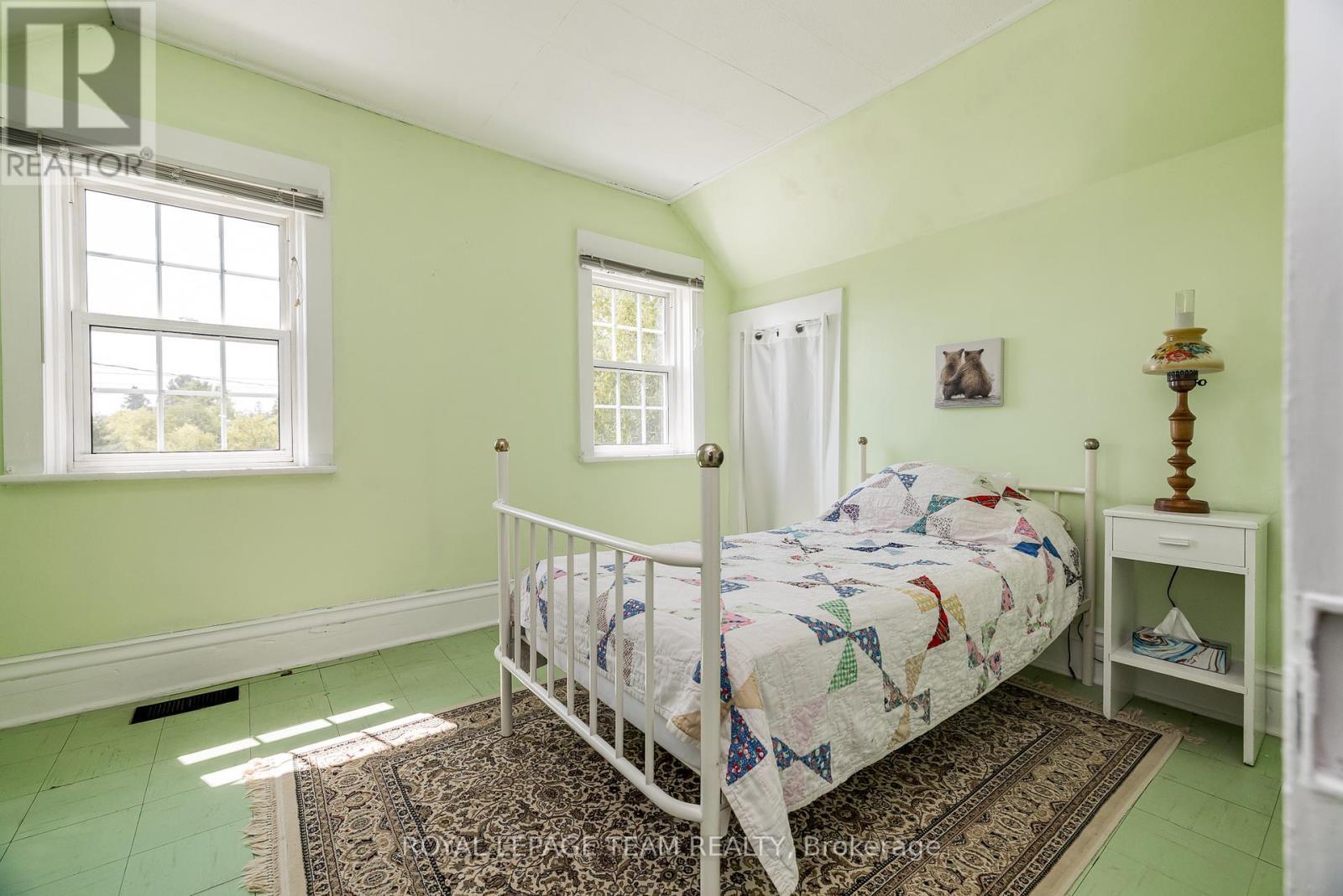 












2106 DUNROBIN ROAD

,
Ottawa,




Ontario
K0A1T0

