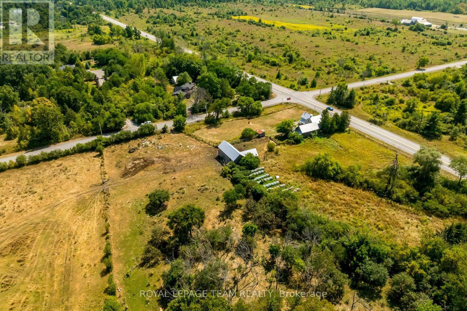 












2106 DUNROBIN ROAD

,
Ottawa,




Ontario
K0A1T0

