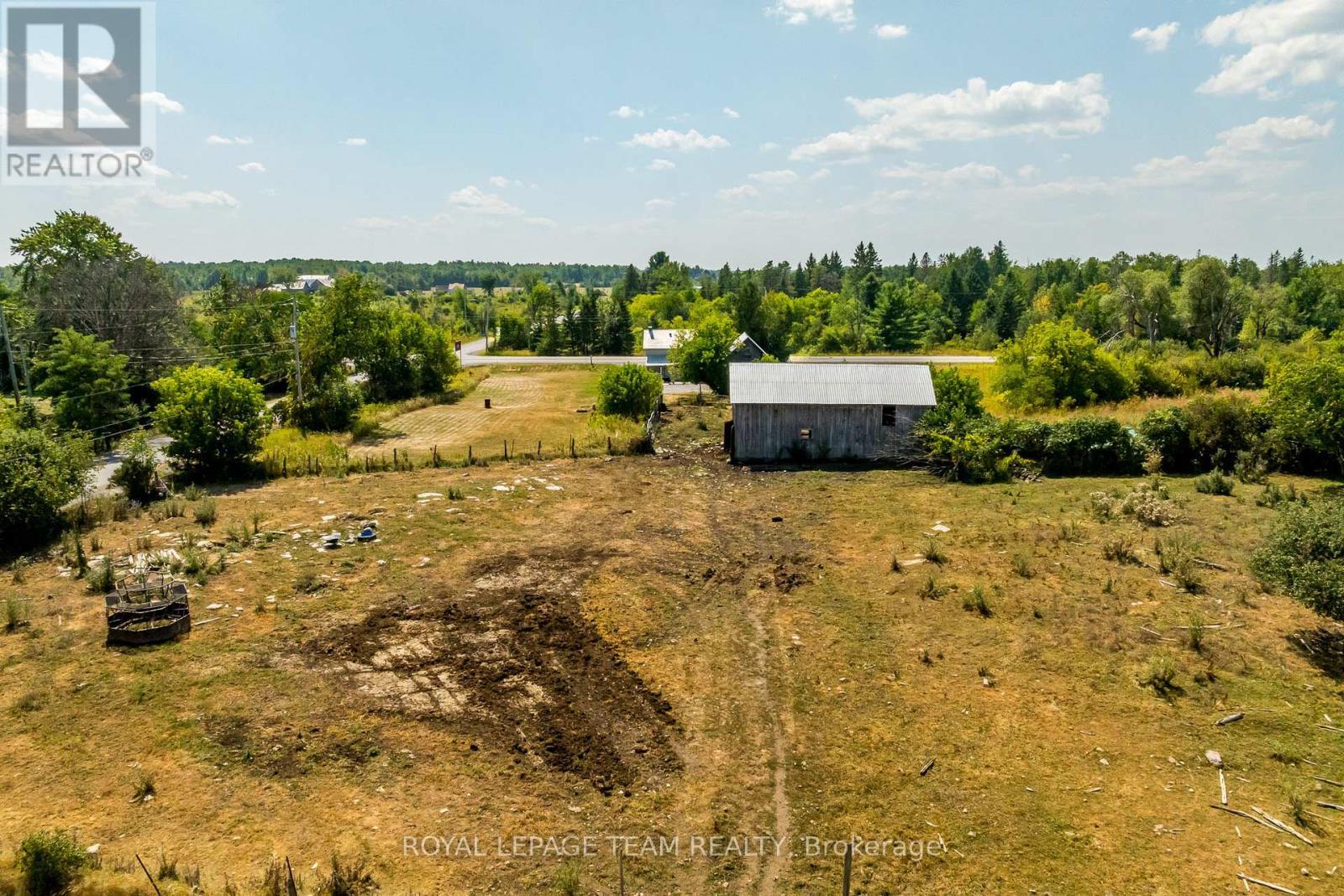 












2106 DUNROBIN ROAD

,
Ottawa,




Ontario
K0A1T0

