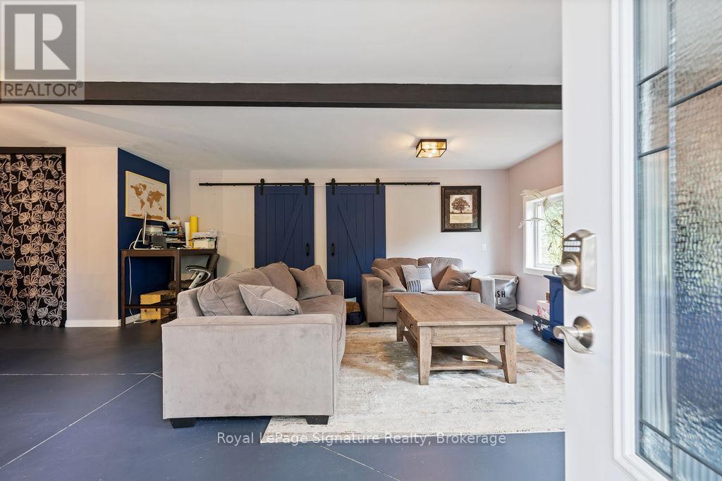 












226079 CENTREVILLE ROAD

,
Meaford,




Ontario
N4L0A7

