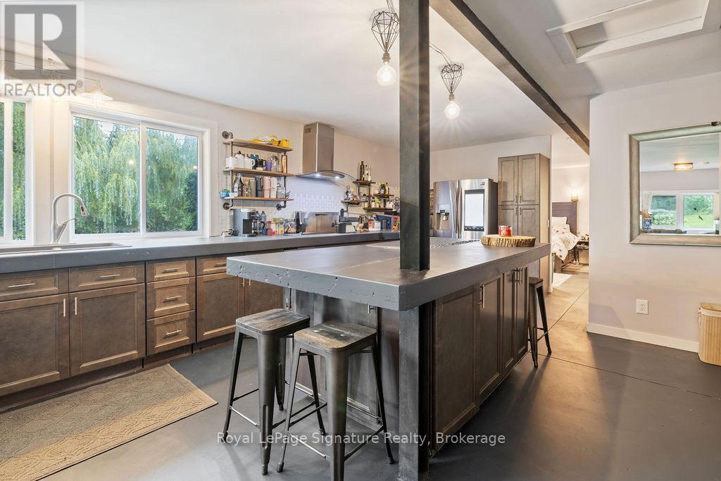












226079 CENTREVILLE ROAD

,
Meaford,




Ontario
N4L0A7

