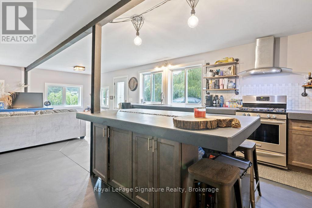












226079 CENTREVILLE ROAD

,
Meaford,




Ontario
N4L0A7

