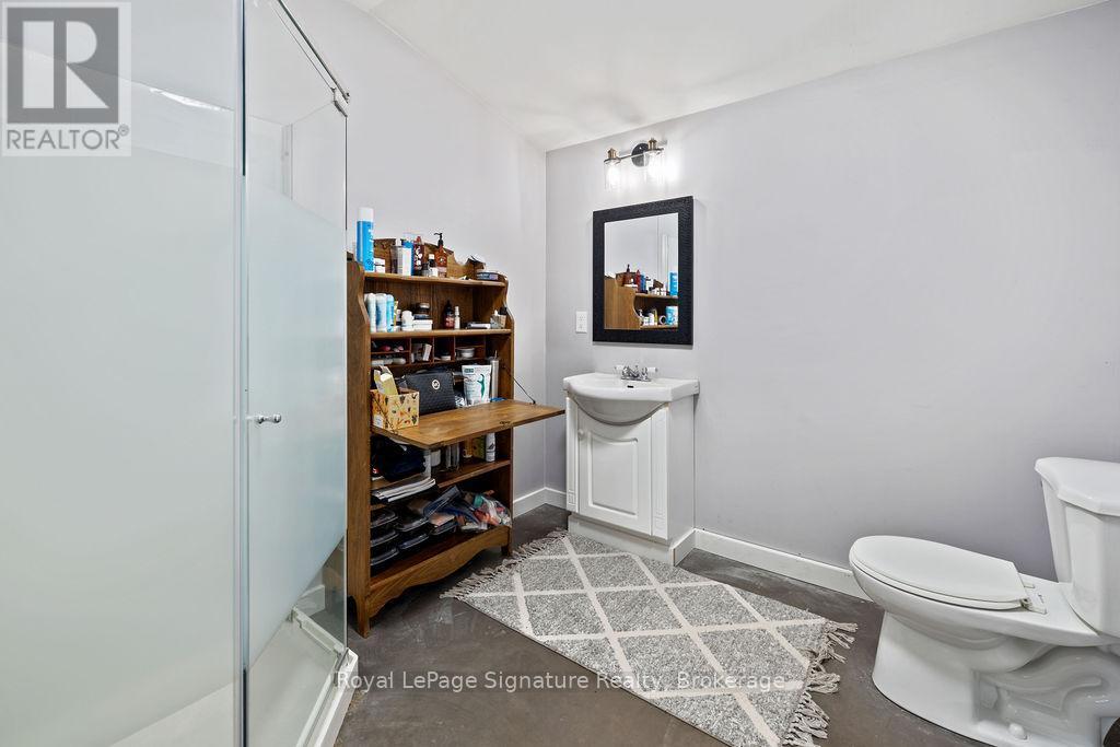 












226079 CENTREVILLE ROAD

,
Meaford,




Ontario
N4L0A7

