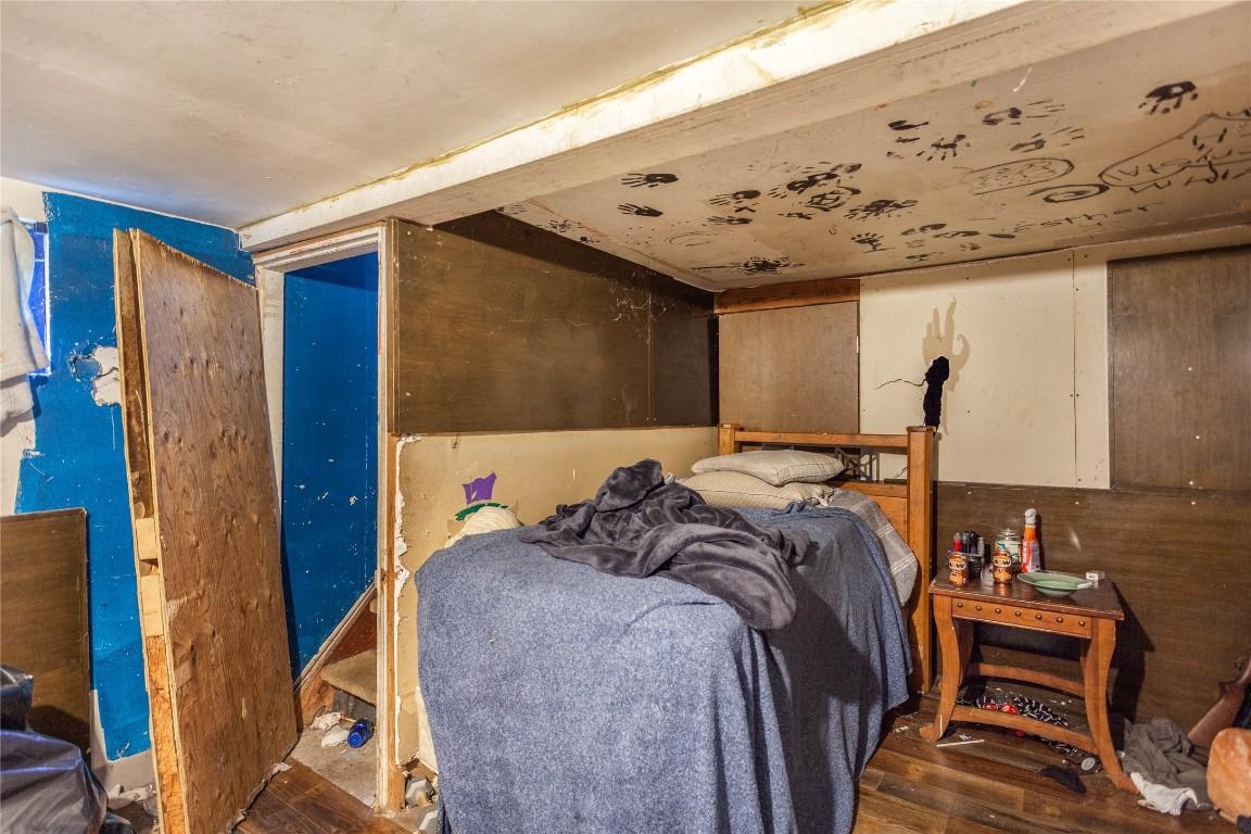 









18


Chouinard

Road,
Cherryville,




BC
V0E 2G3

